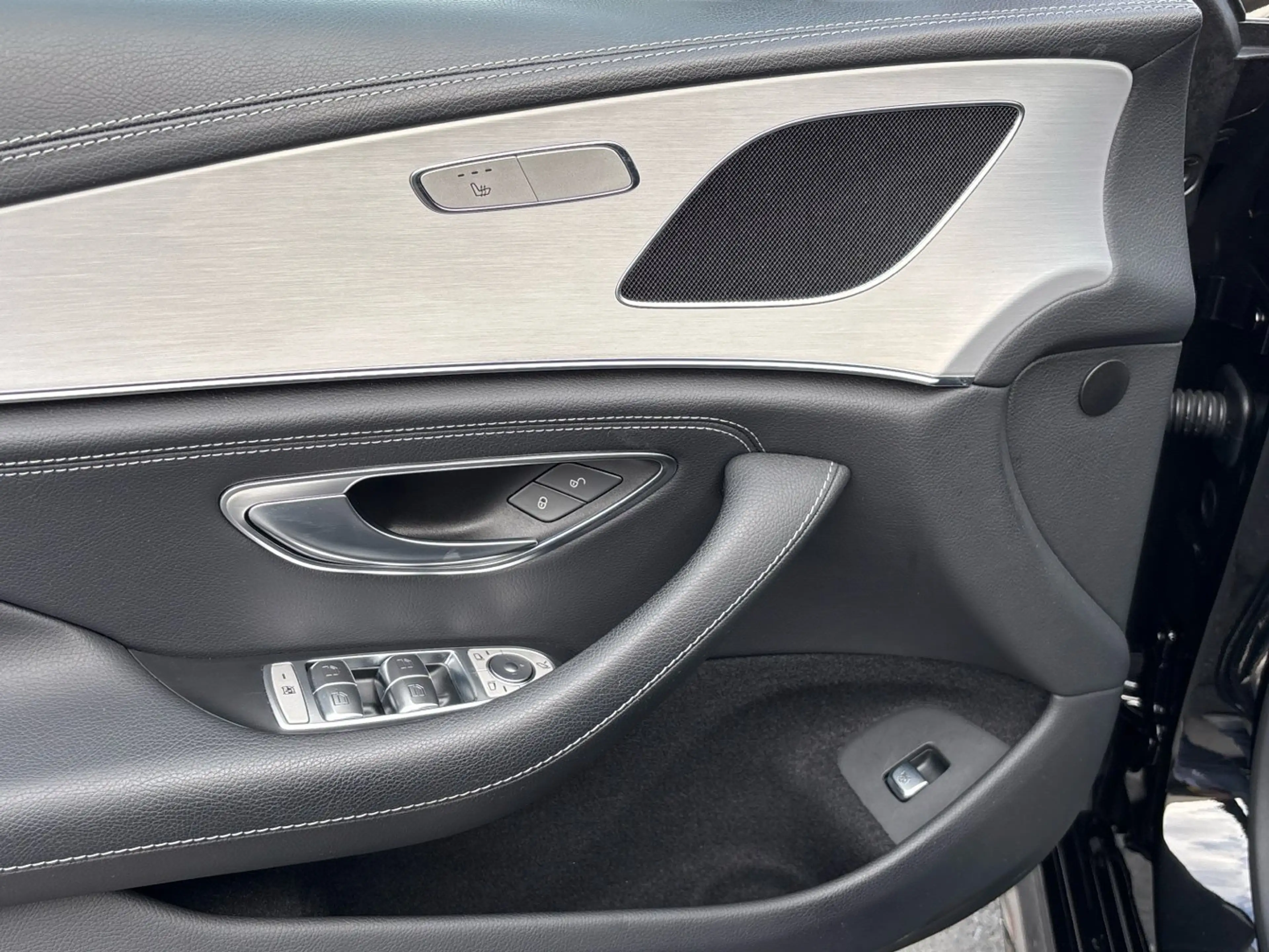 Mercedes-Benz CLS 220 d AMG Line 360°-Kamera Distronic CarPlay — photo 15