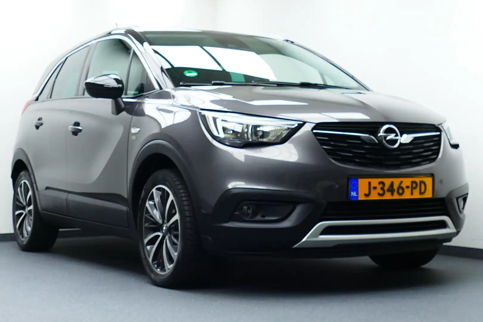 Opel Crossland X 1.2 110Pk Turbo Innovation. Camera, Haak, Clima, C Grijs - 2