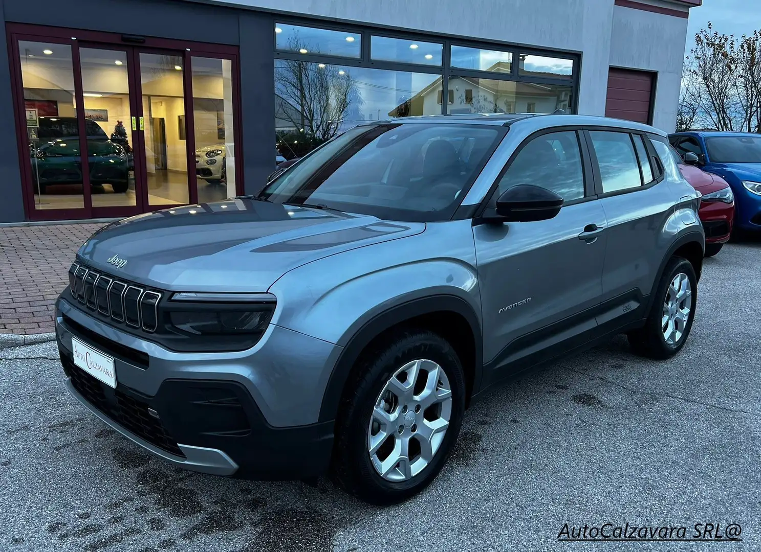 Jeep Avenger 1.2 Turbo Altitude / GS479WZ Gris - 1