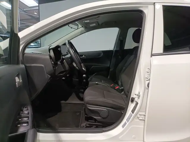 Kia Picanto view 8