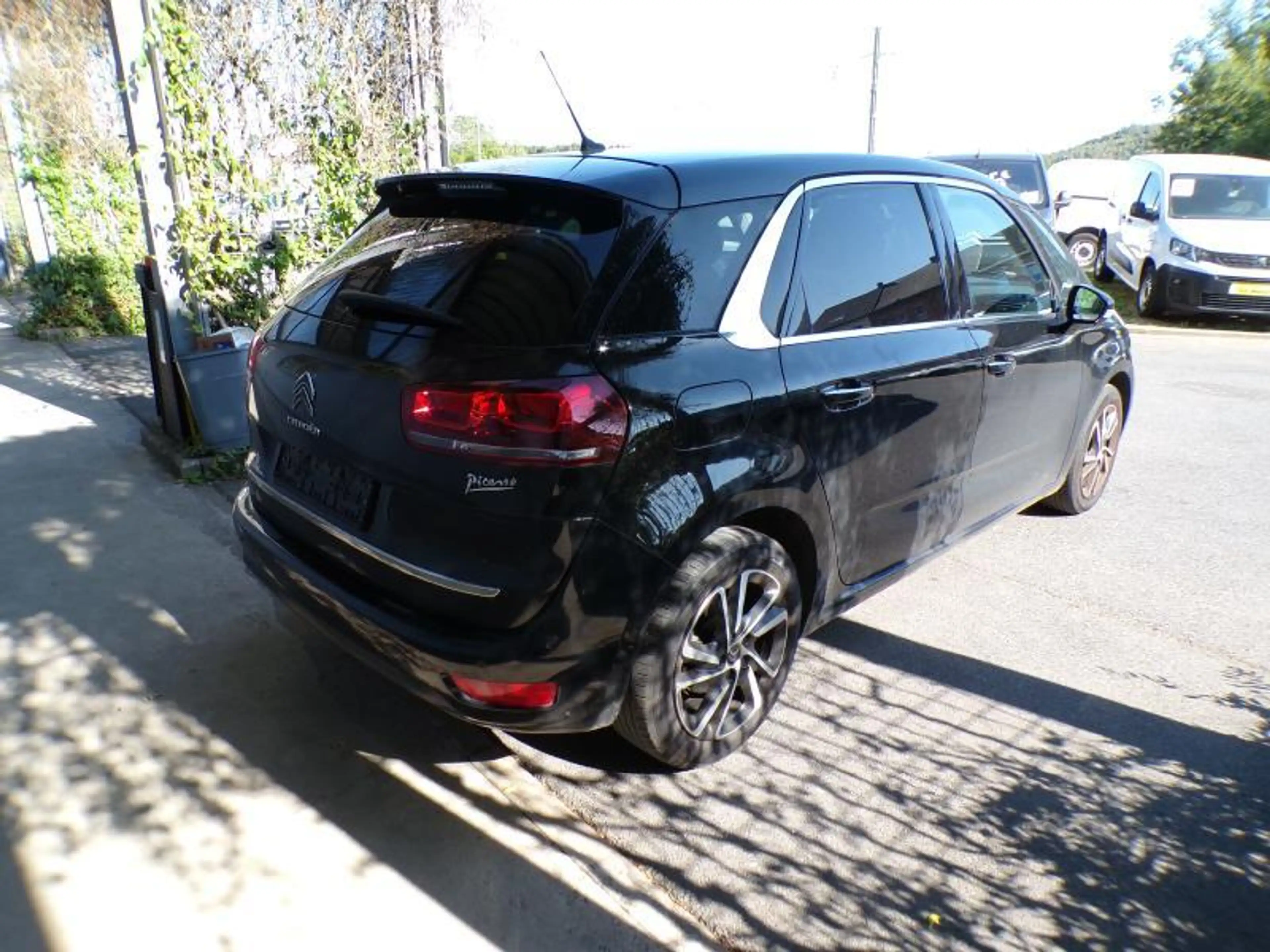 Citroen C4 Picasso 1.2 131cv Noir 03/17 Airco GPS Camera Cruise — photo 4
