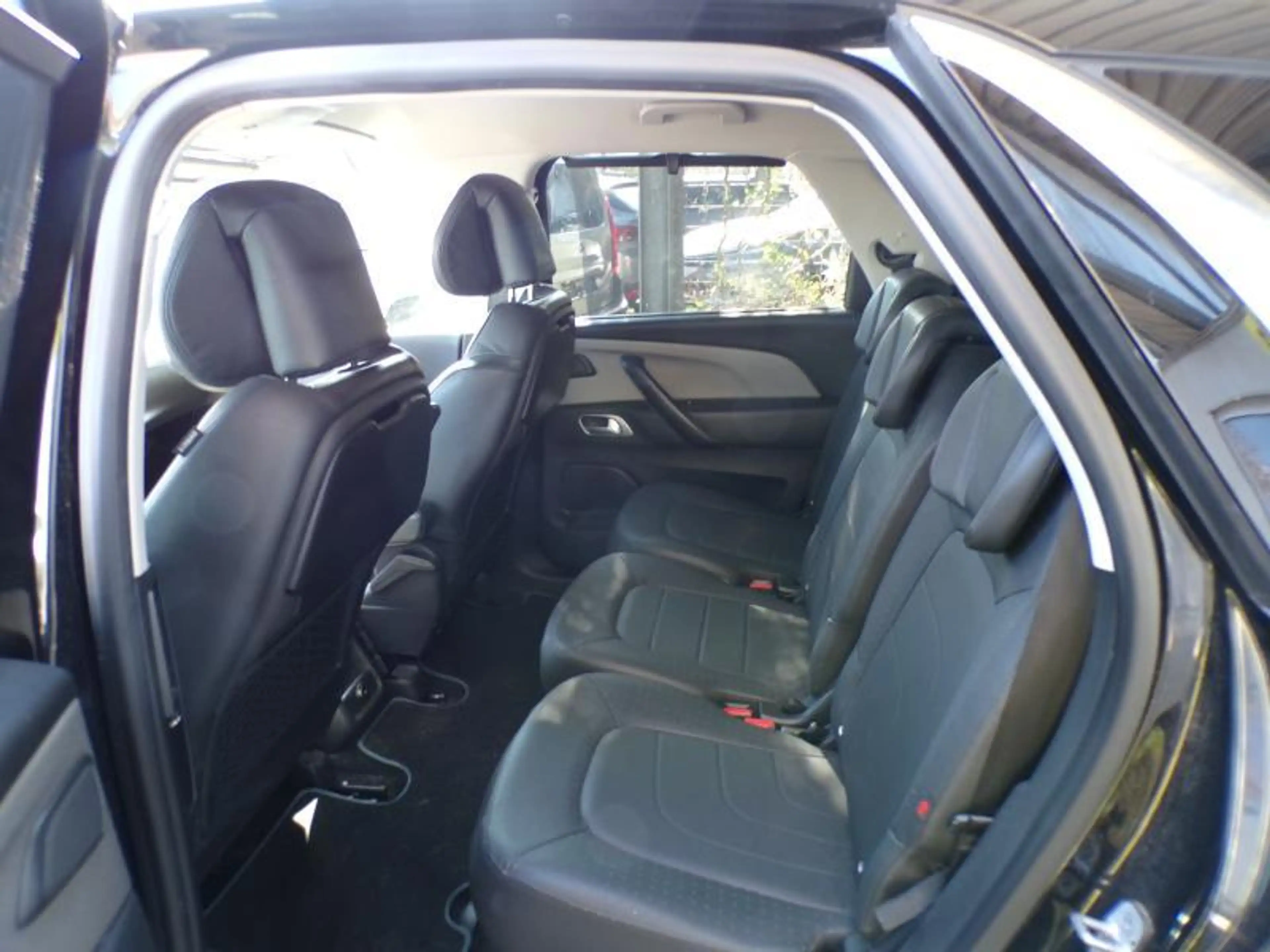 Citroen C4 Picasso 1.2 131cv Noir 03/17 Airco GPS Camera Cruise — photo 6