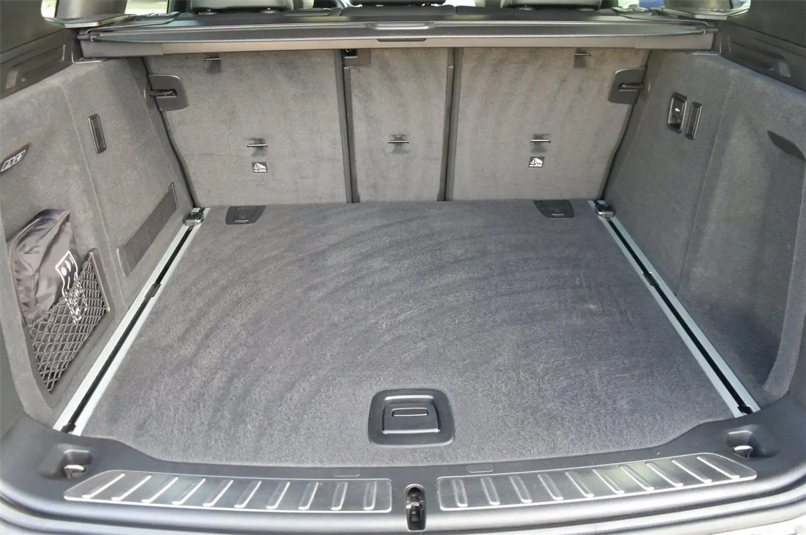 BMW X3 xDrive25d Zwart - 2
