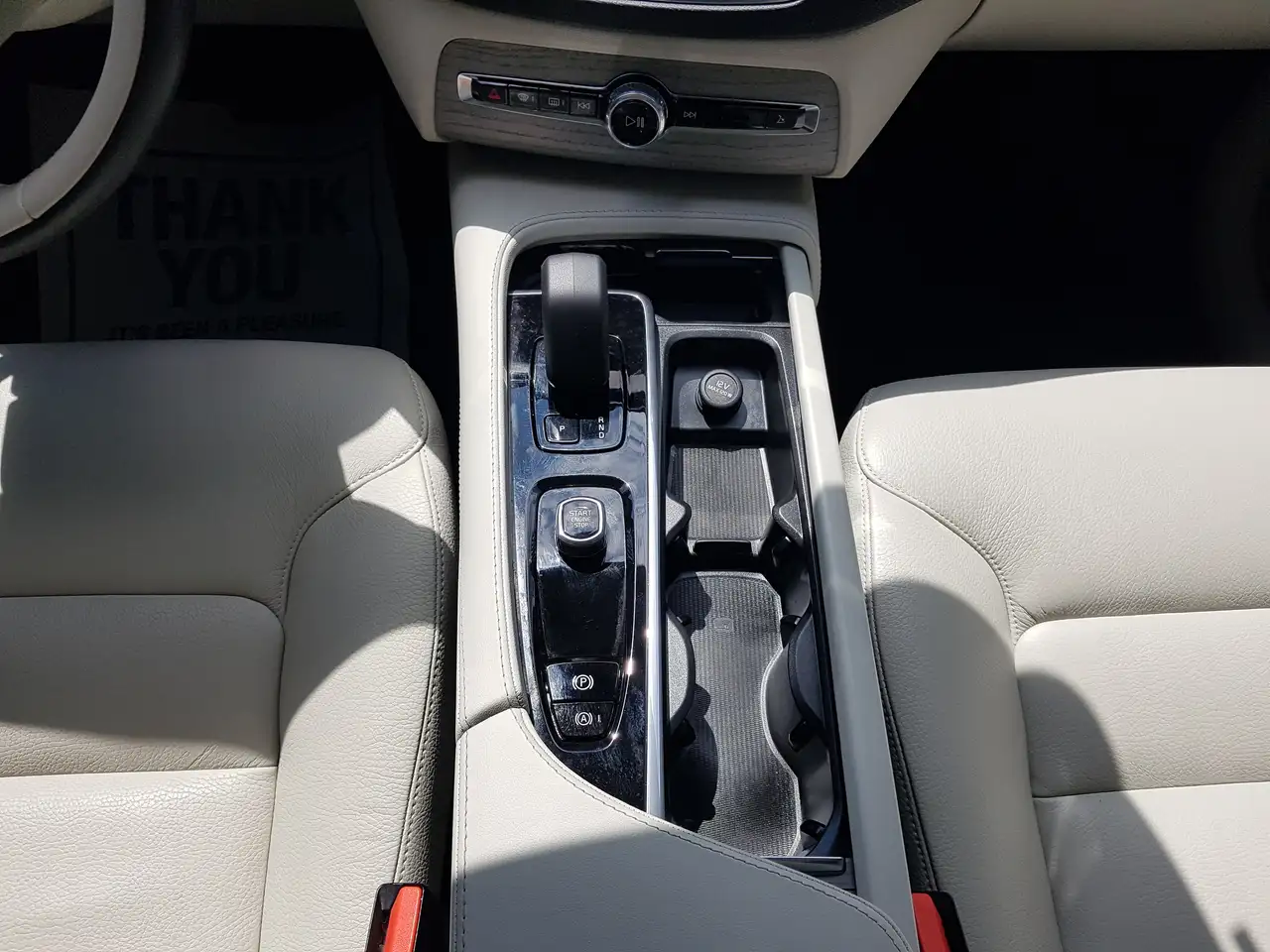 Volvo XC90 снимка Volvo XC90
