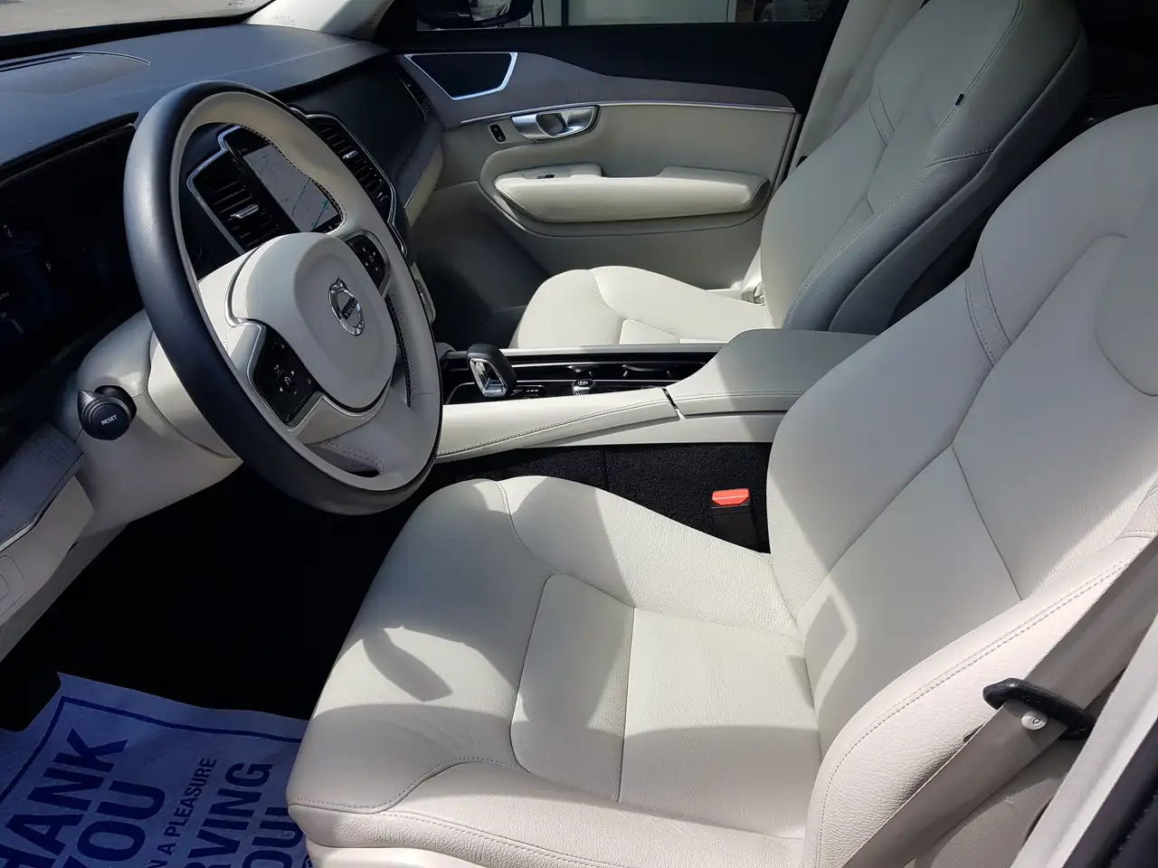 Volvo XC90 снимка Volvo XC90