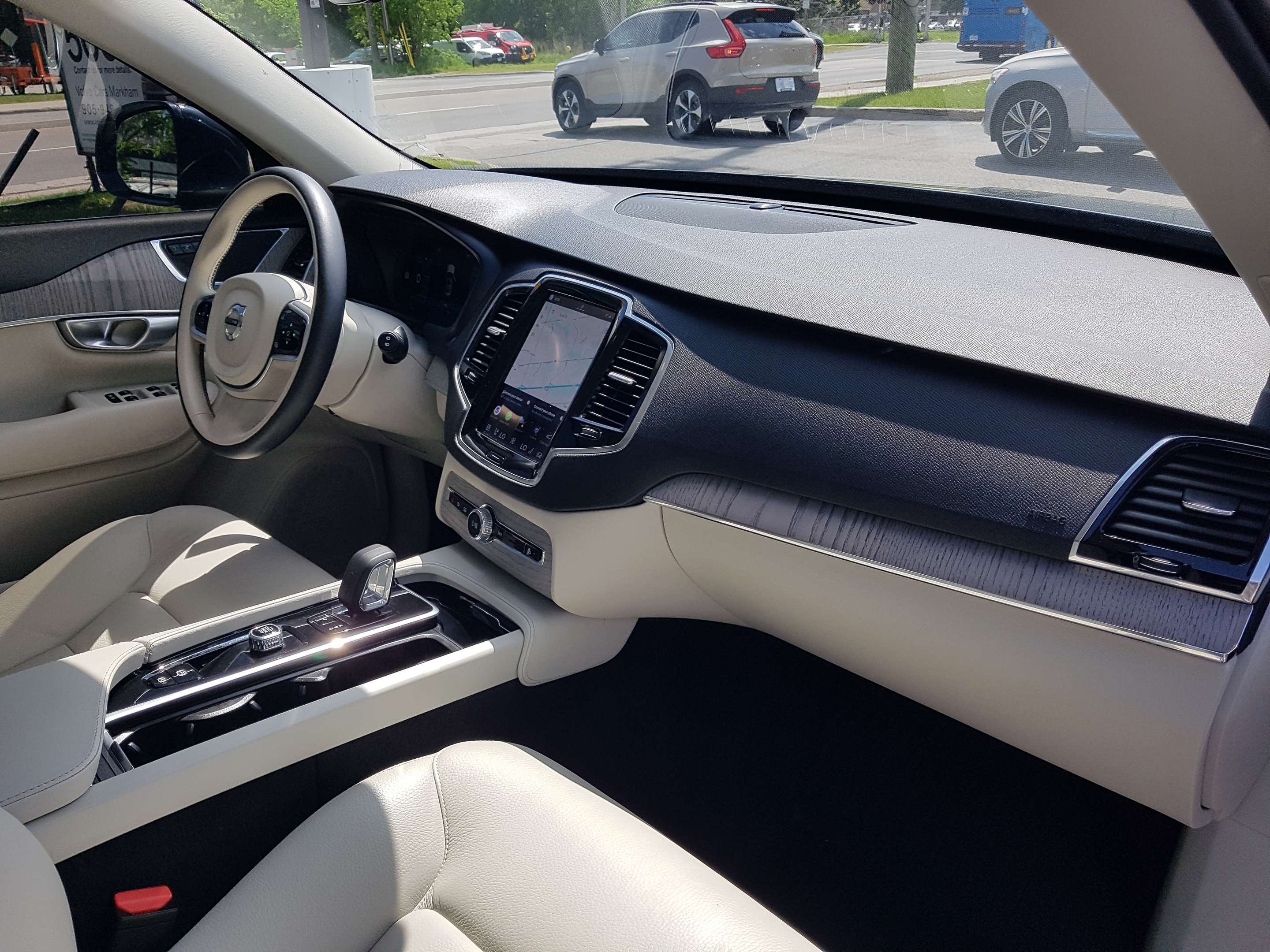 2024 Volvo XC90 T8 eAWD PHEV Plus Bright Theme 7-Seater thumb 20