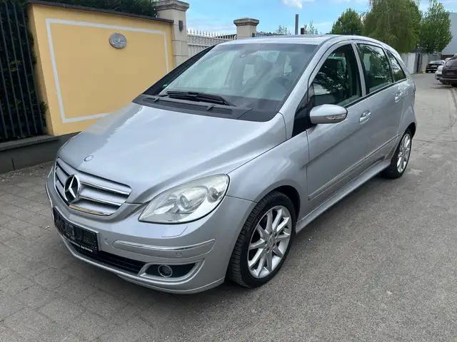 Mercedes-Benz B 200 B 200 (245.233)
