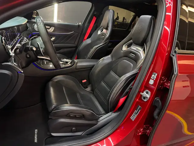 Mercedes-Benz E-Class view 5