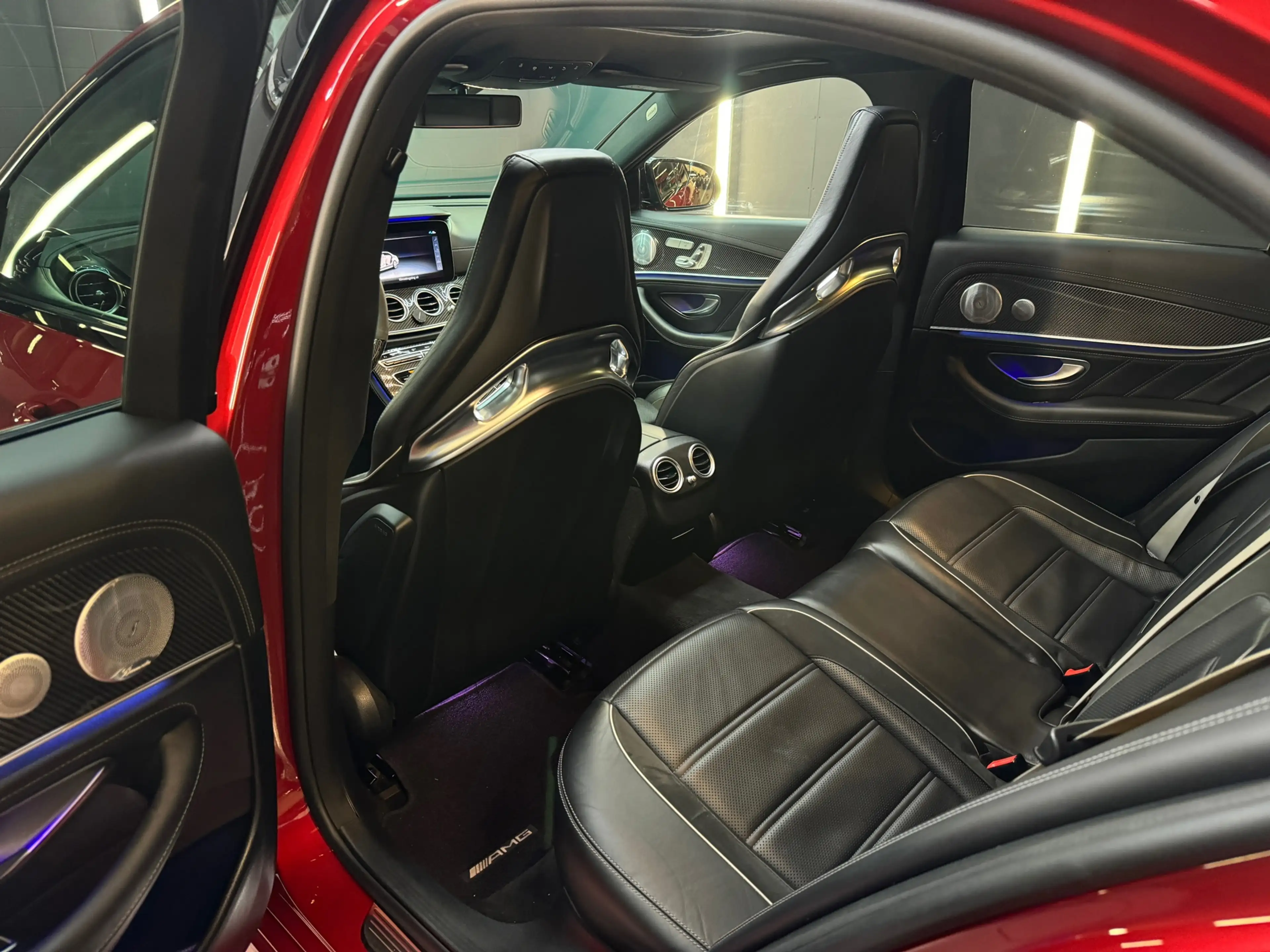 Mercedes-Benz E 63 AMG S 4M+ Pano|Kuip|Carbon|360Cam — photo 15