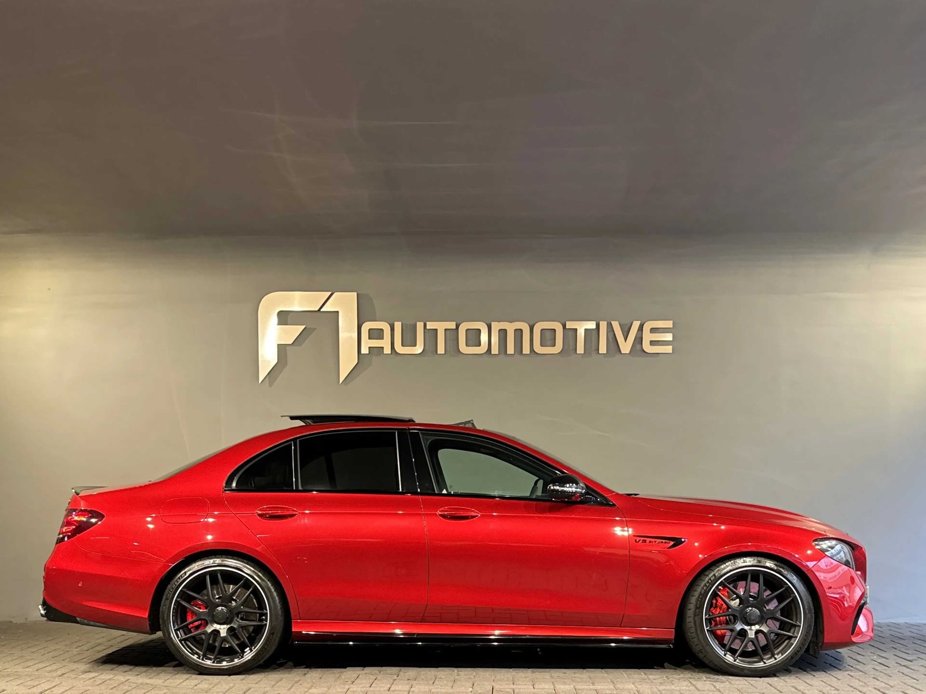 Mercedes-Benz E 63 AMG S 4M+ Pano|Kuip|Carbon|360Cam — photo 12