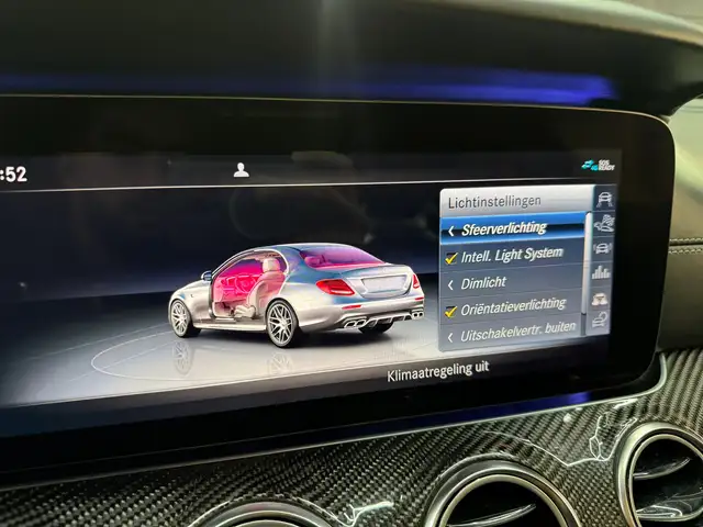 Mercedes-Benz E-Class view 22