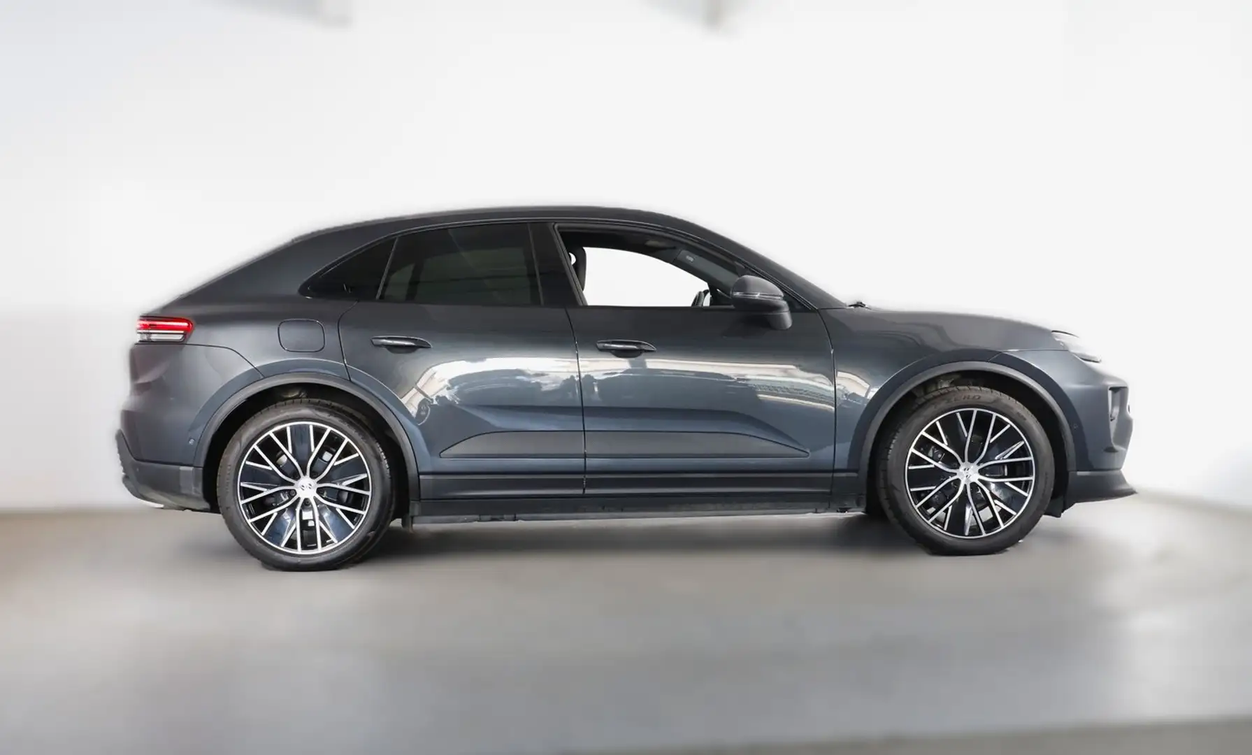 Porsche Macan 4 Grau - 2