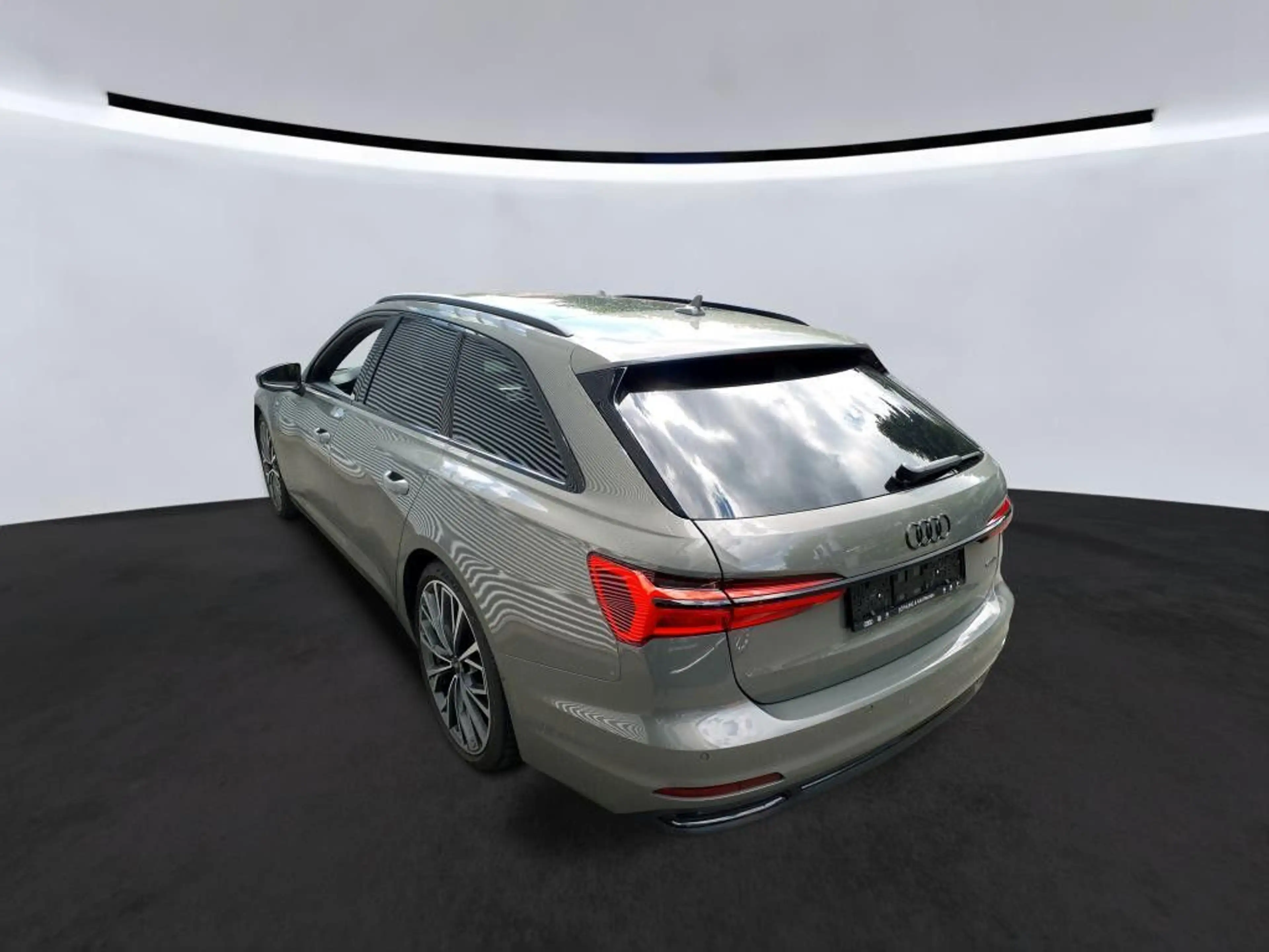 Audi A6 45 TFSI quattro sport/LED/AHK/PANO/STANDH/360 — photo 3
