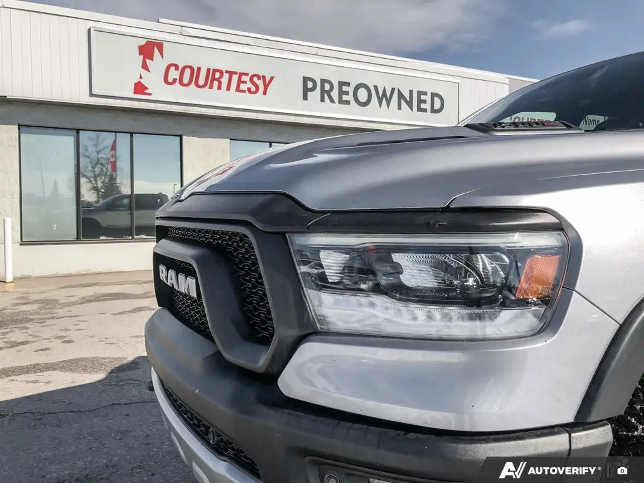 RAM 1500 снимка RAM 1500