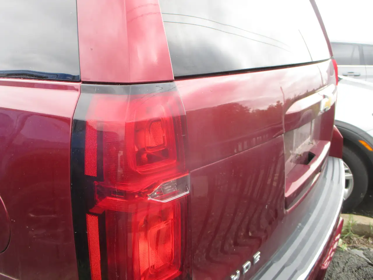 Chevrolet Tahoe photo Chevrolet Tahoe