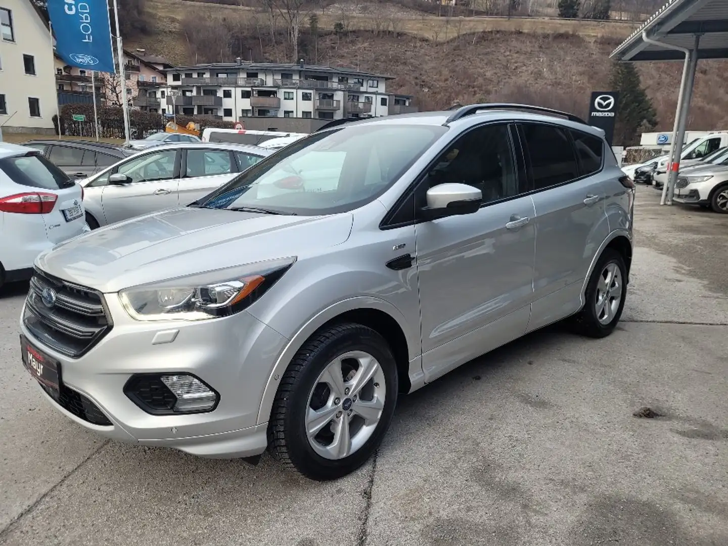 Ford Kuga 1,5 TDCi ST-Line Start/Stop Argento - 1
