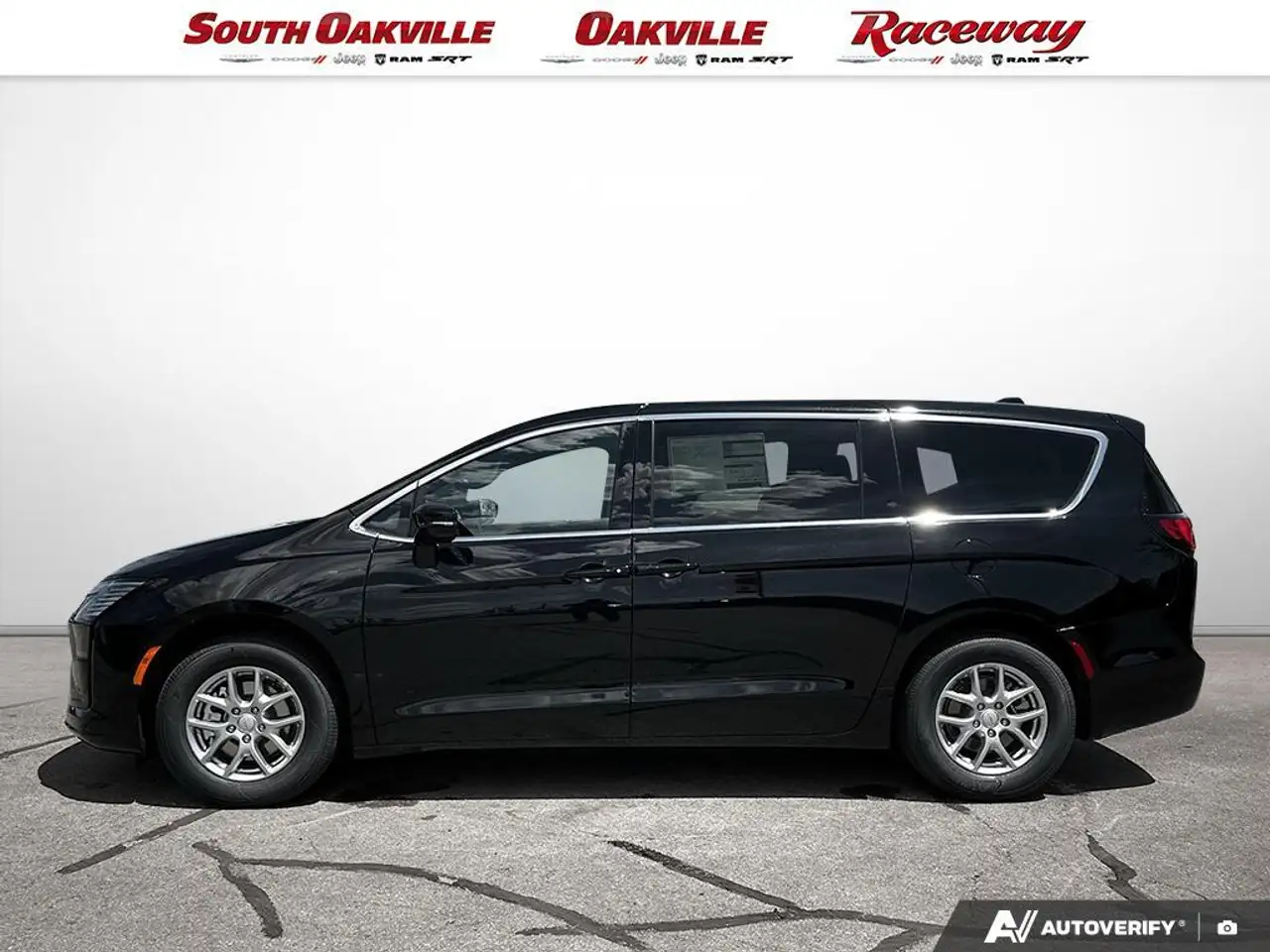 Chrysler Pacifica снимка Chrysler Pacifica