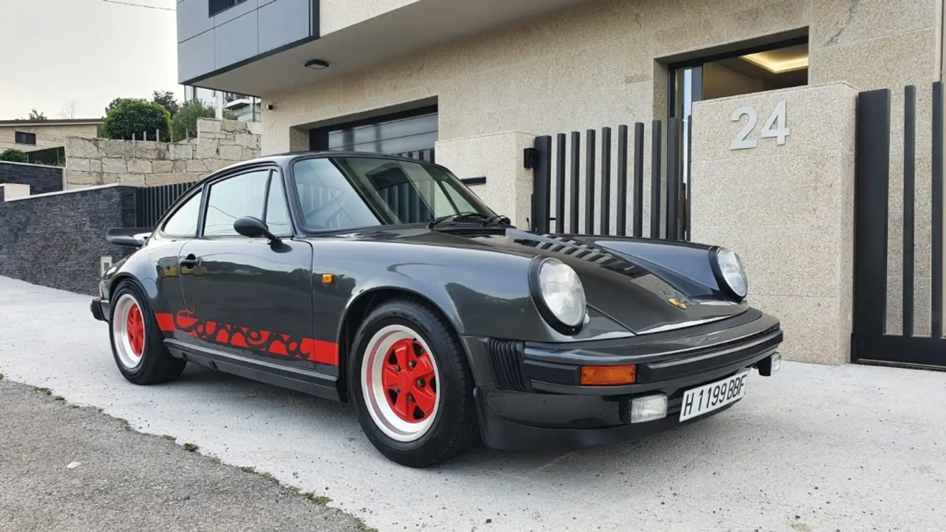 Porsche 911 SC 3.0 Gris - 1
