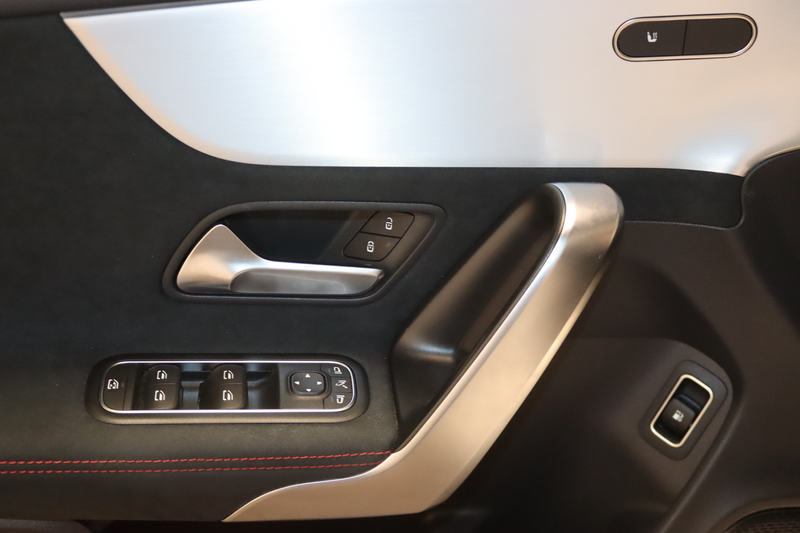 Mercedes-Benz CLA 250 e AMG Night Multibeam-Pano-Navi-KESSY- — photo 7