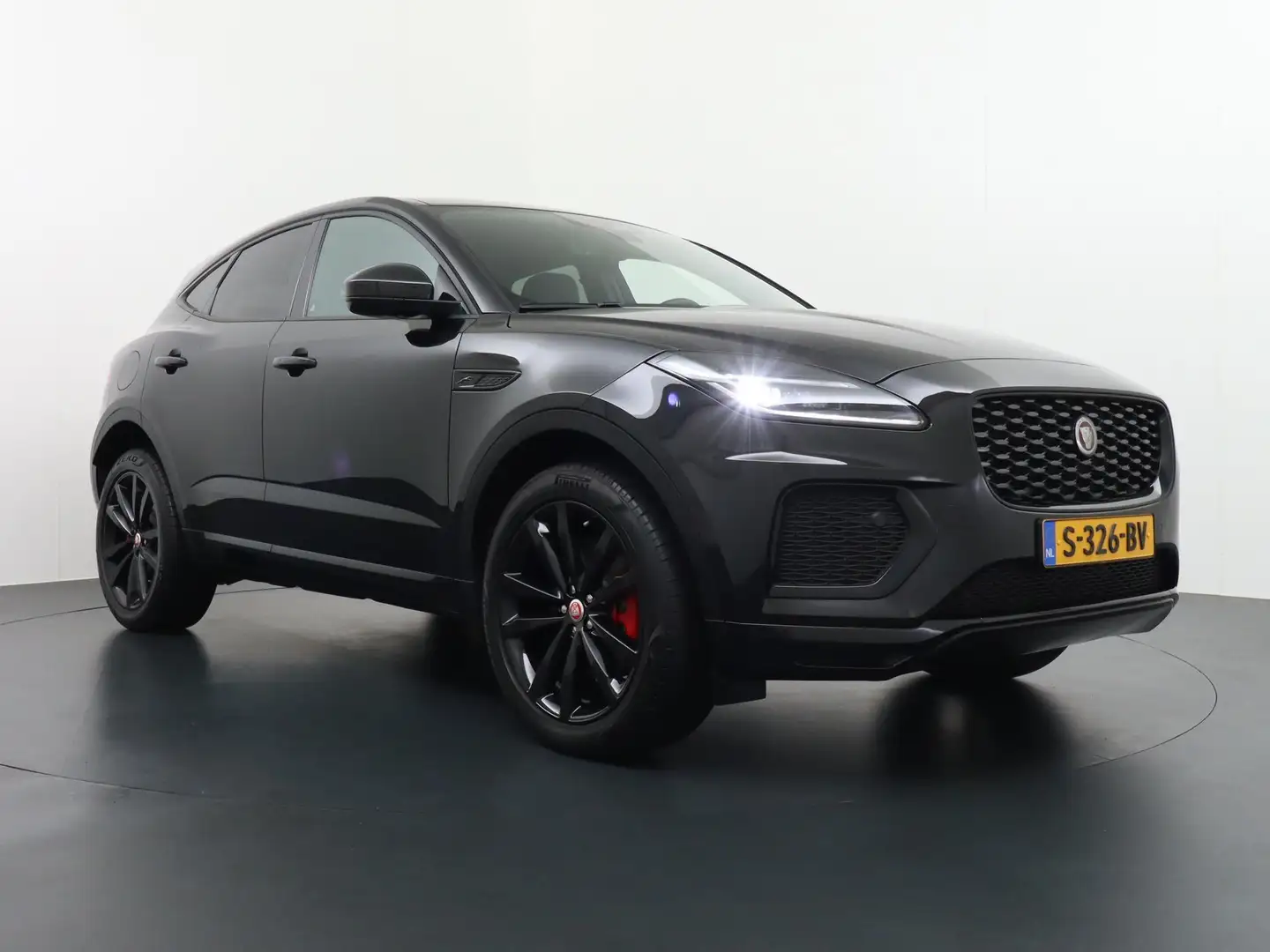 Jaguar E-Pace 1.5 P300e AWD R-Dynamic ORIG. NL. NAP KM. | CAMERA Zwart - 2