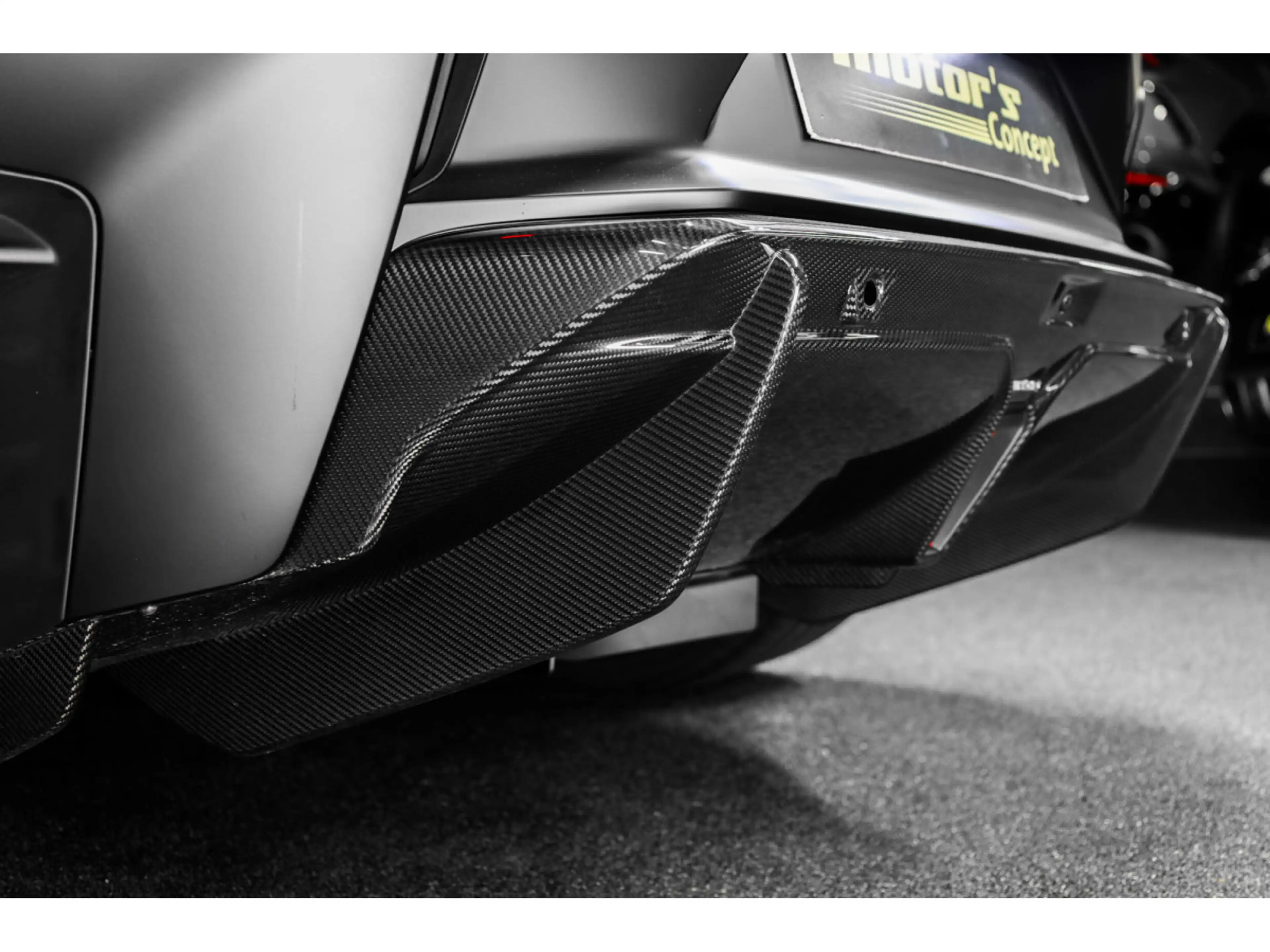 Lamborghini Temerario V8 - NERO NEMESIS — photo 11