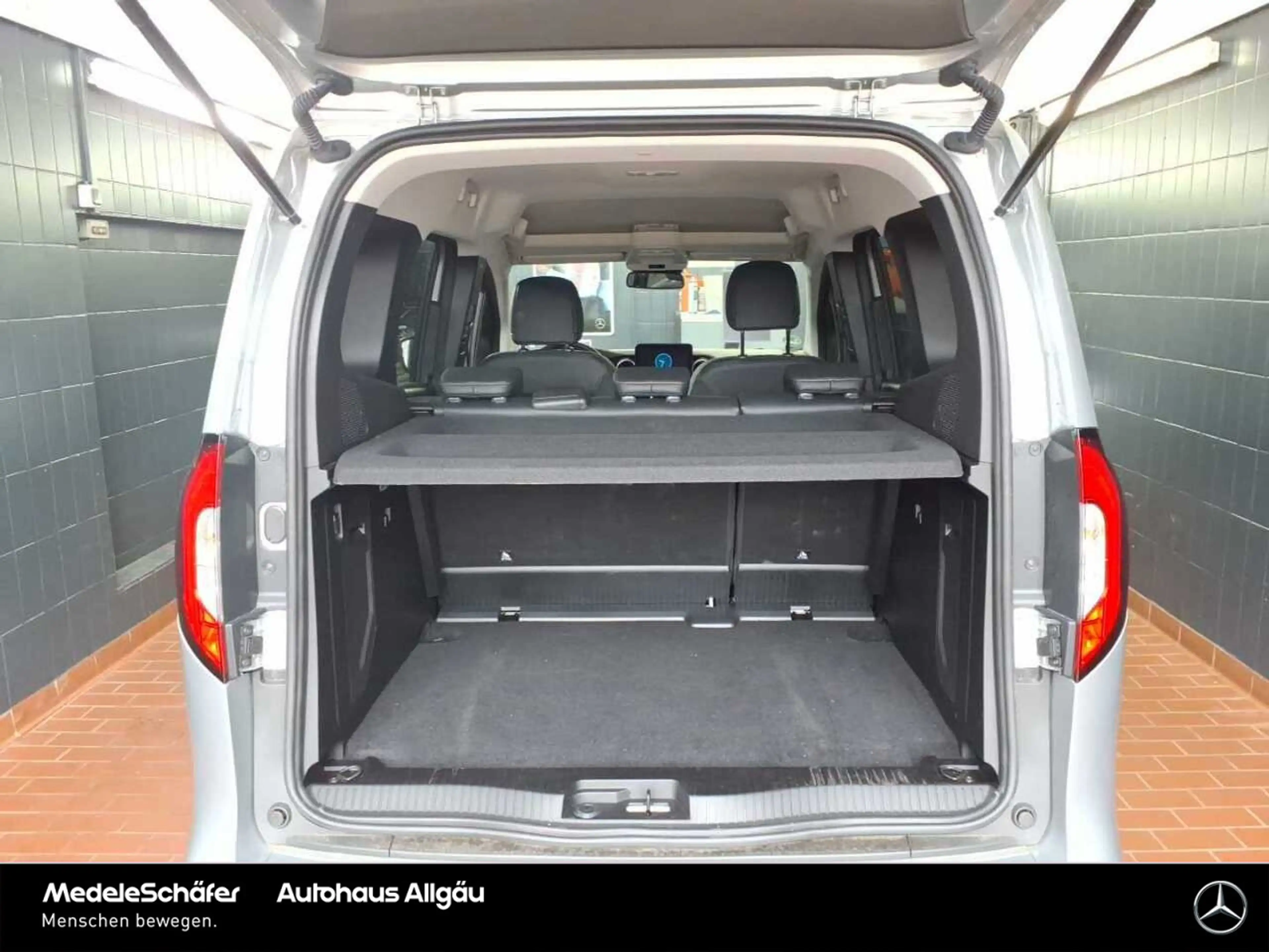 Mercedes-Benz T-Class T 180 PROGRESSIVE KAMERA AHK LED NAVI MBUX SHZ Tel — photo 9