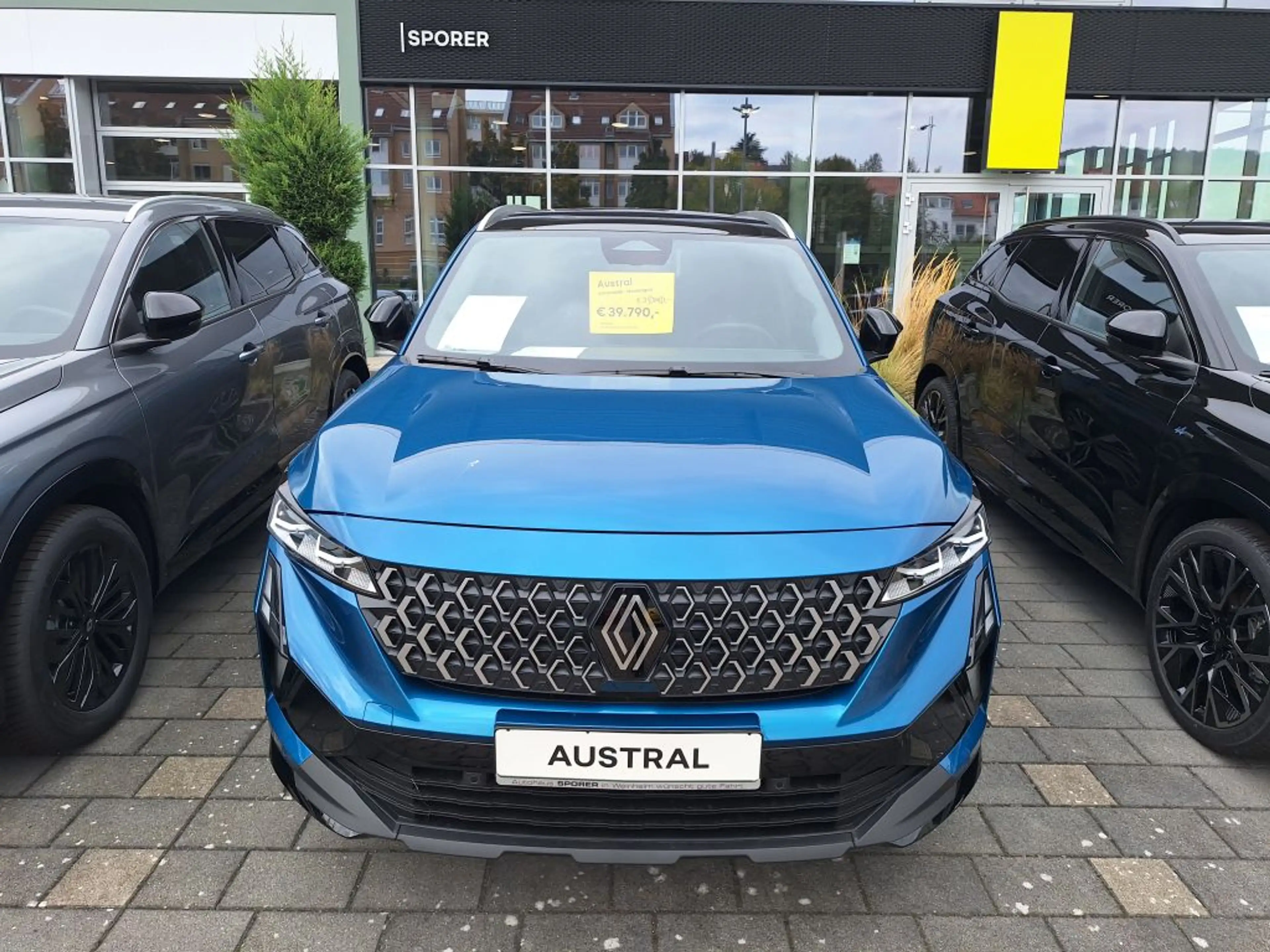 Renault Austral E-Tech Full Hybrid 200 Techno — photo 2