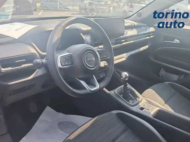 Jeep Avenger view 6