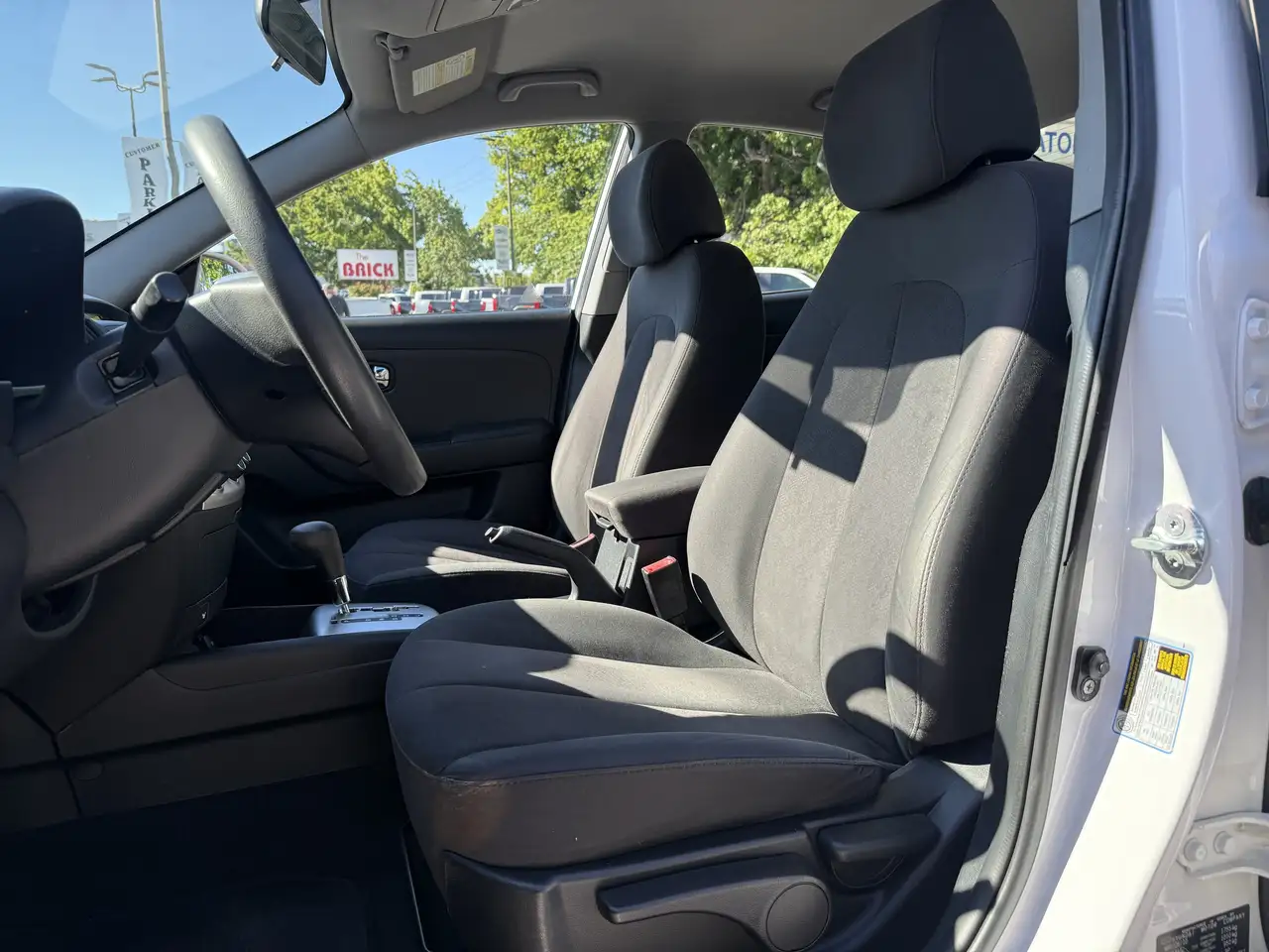 Hyundai ELANTRA fotografie Hyundai ELANTRA