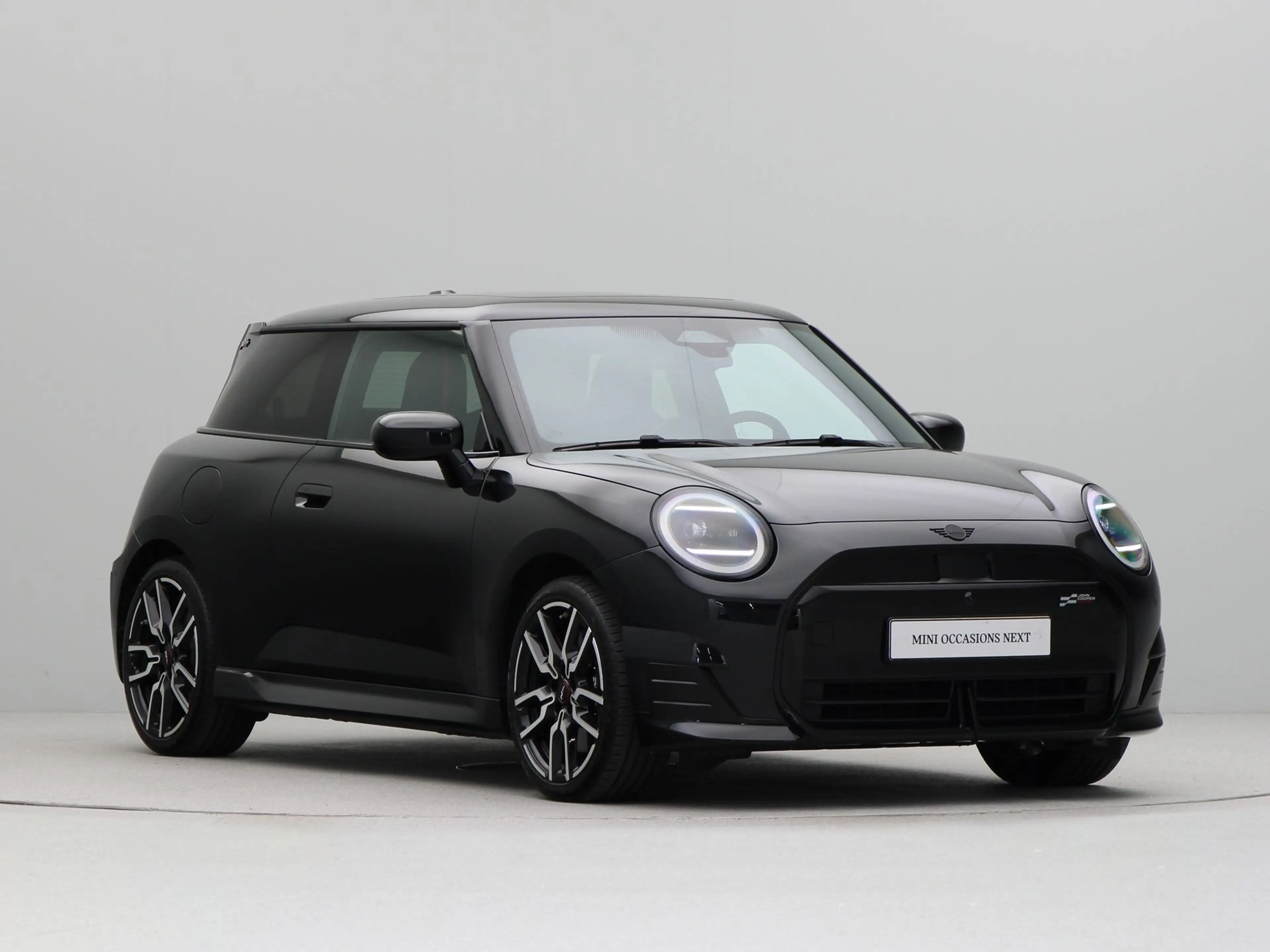 MINI Cooper SE John Cooper Works Pakket L — photo 3