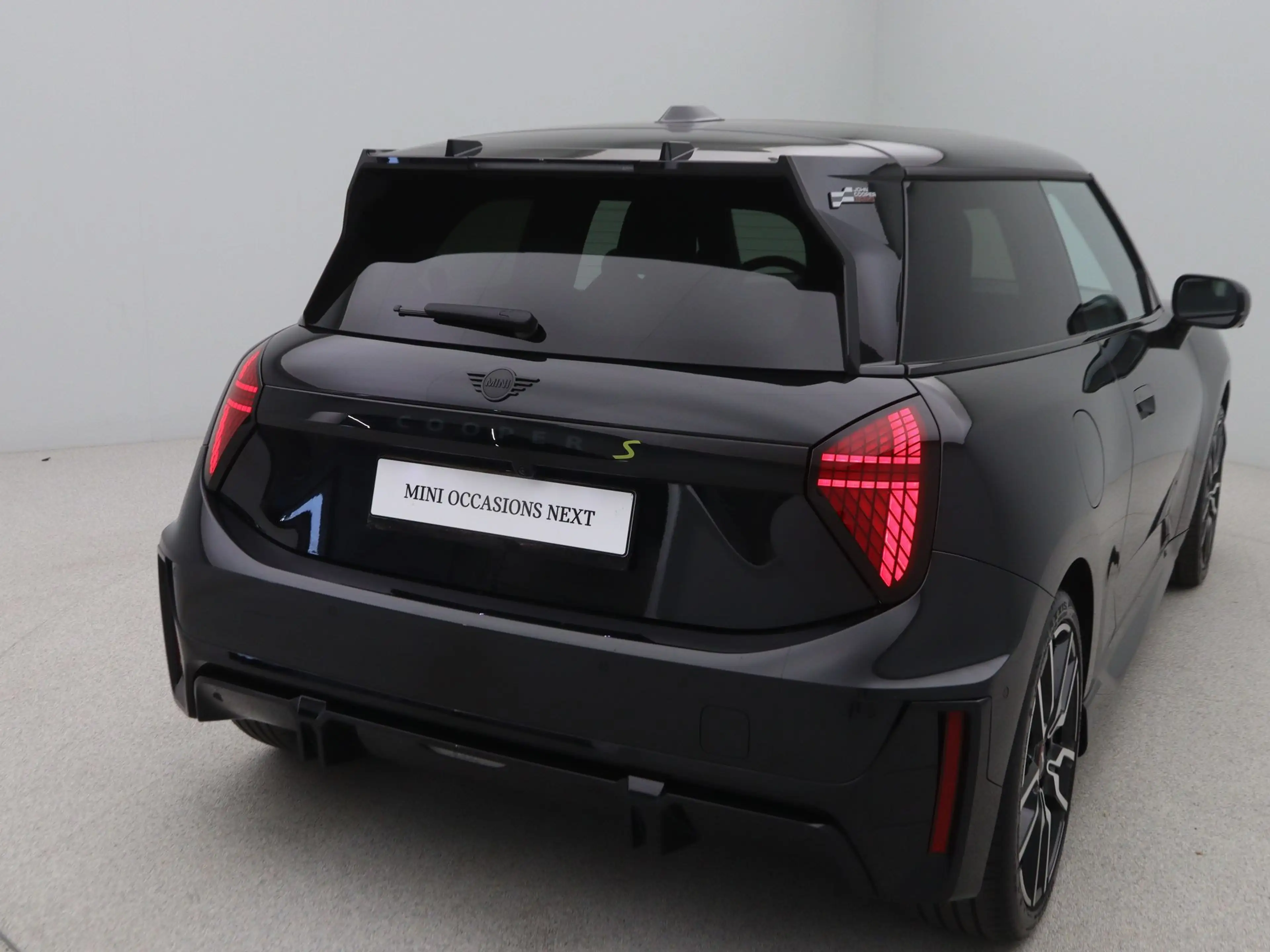 MINI Cooper SE John Cooper Works Pakket L — photo 9