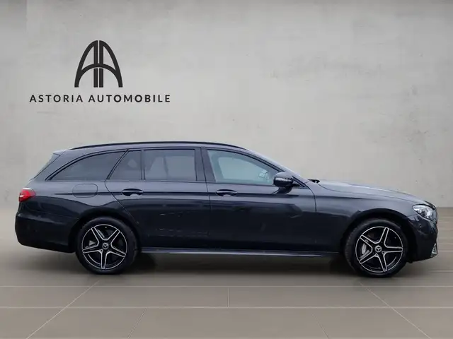 Mercedes-Benz Unknown Model view 6