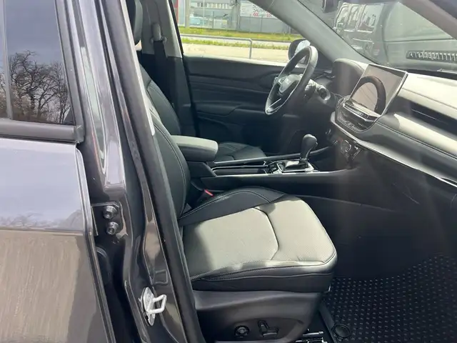 Jeep Compass view 12