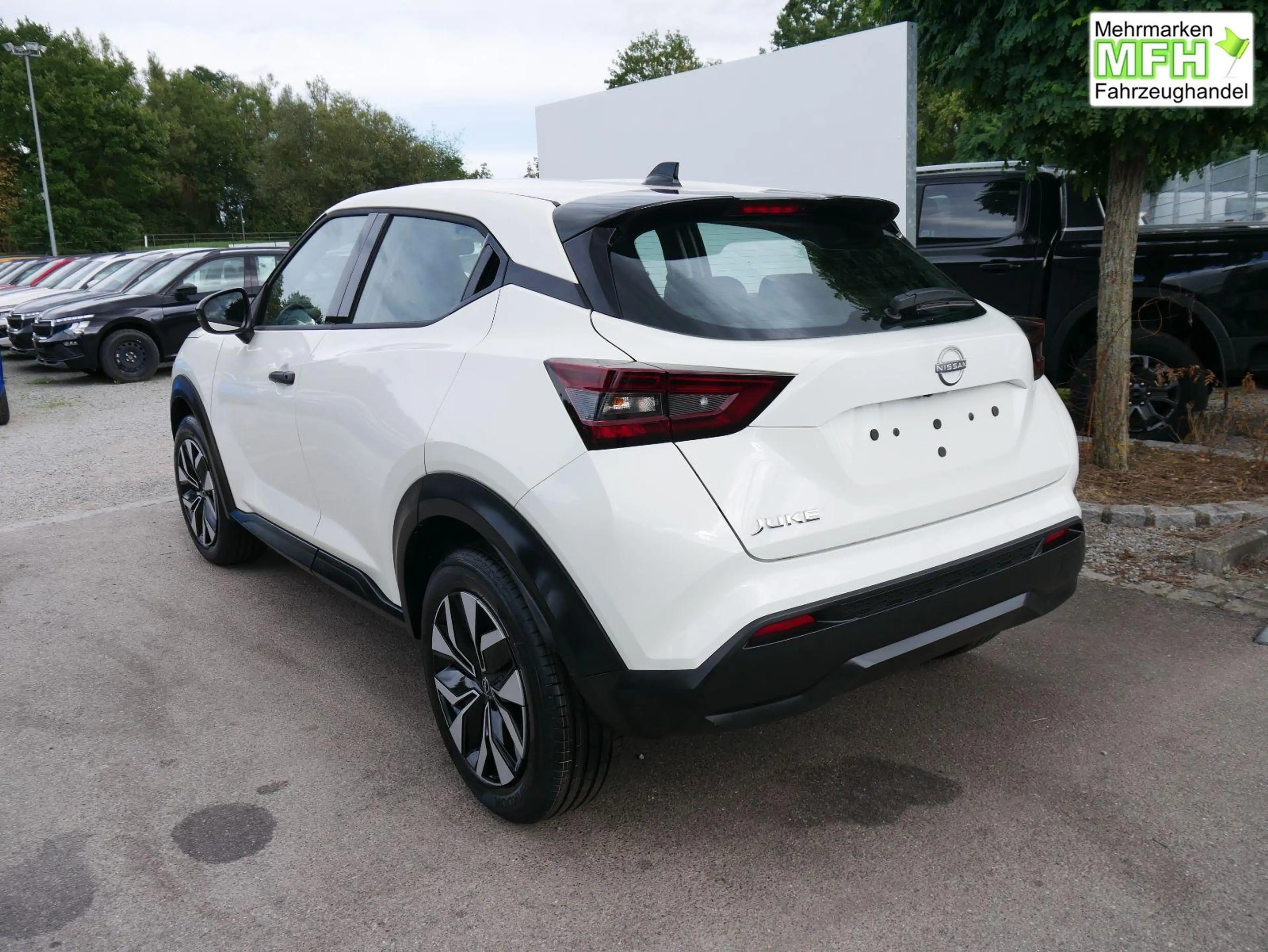 Nissan Juke Acenta 1.0 DIG-T Acenta*NAVI-ÜBER-SMARTLINK*TEM... — photo 6