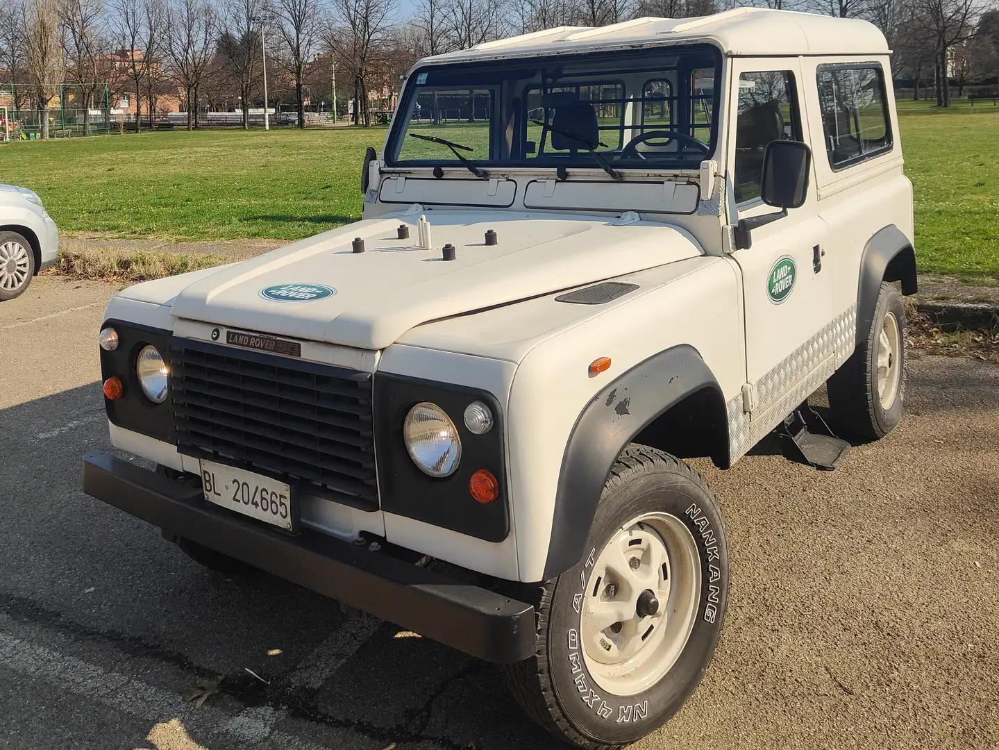 Land Rover Defender 90 2.5 td County SW Blanc - 2