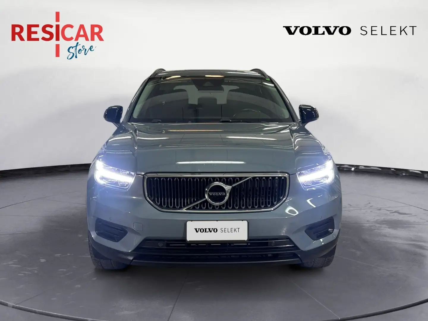 Volvo XC40 2.0 D3 Momentum Core Argento - 2