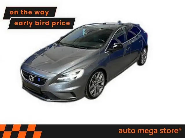 Volvo V40 D4 Momentum R Design Paket Aut. RFK/ACC/LED