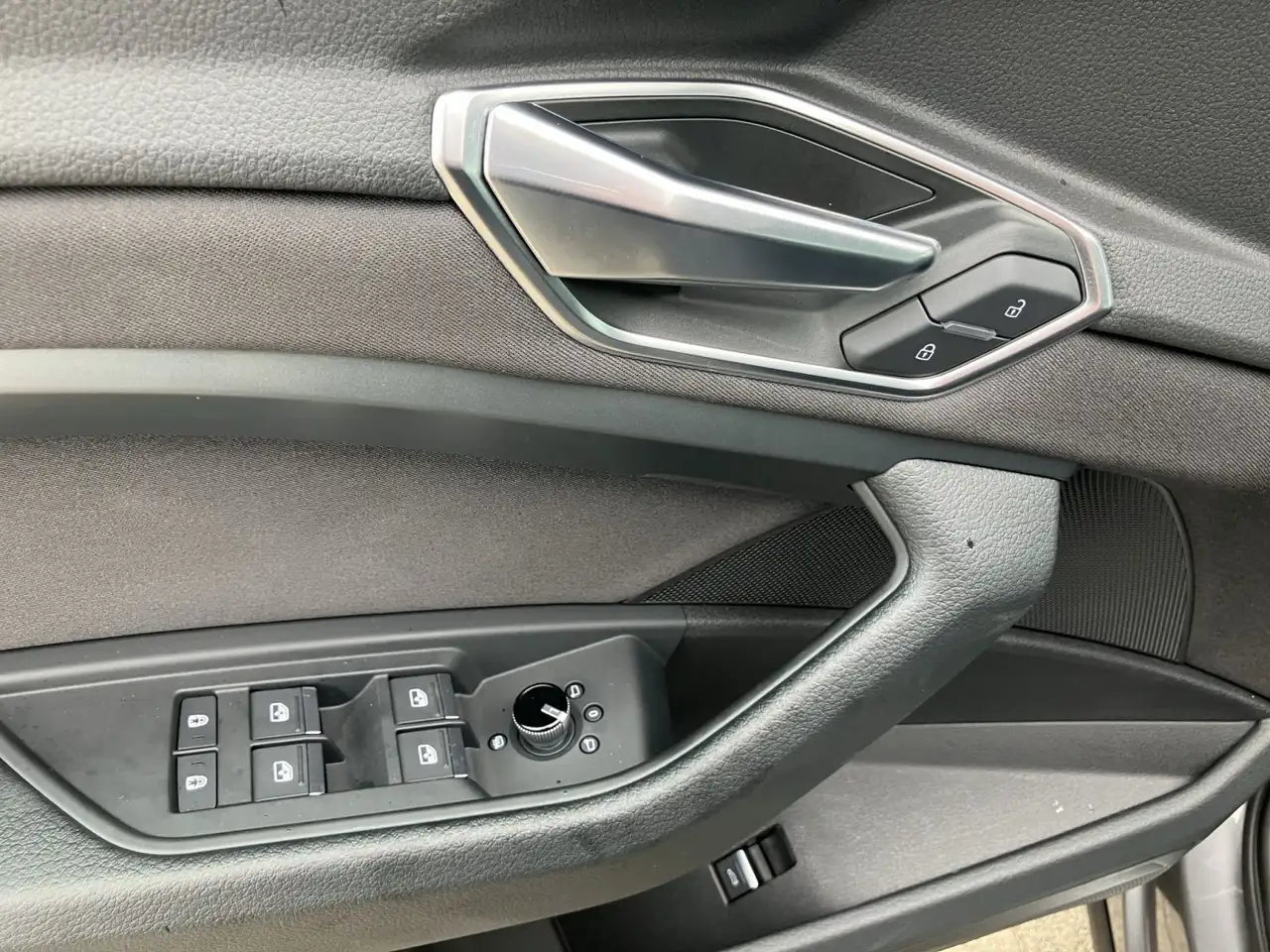 Audi e-tron 50 quattro advanced AHK/PDC/LED, миниатюра 15