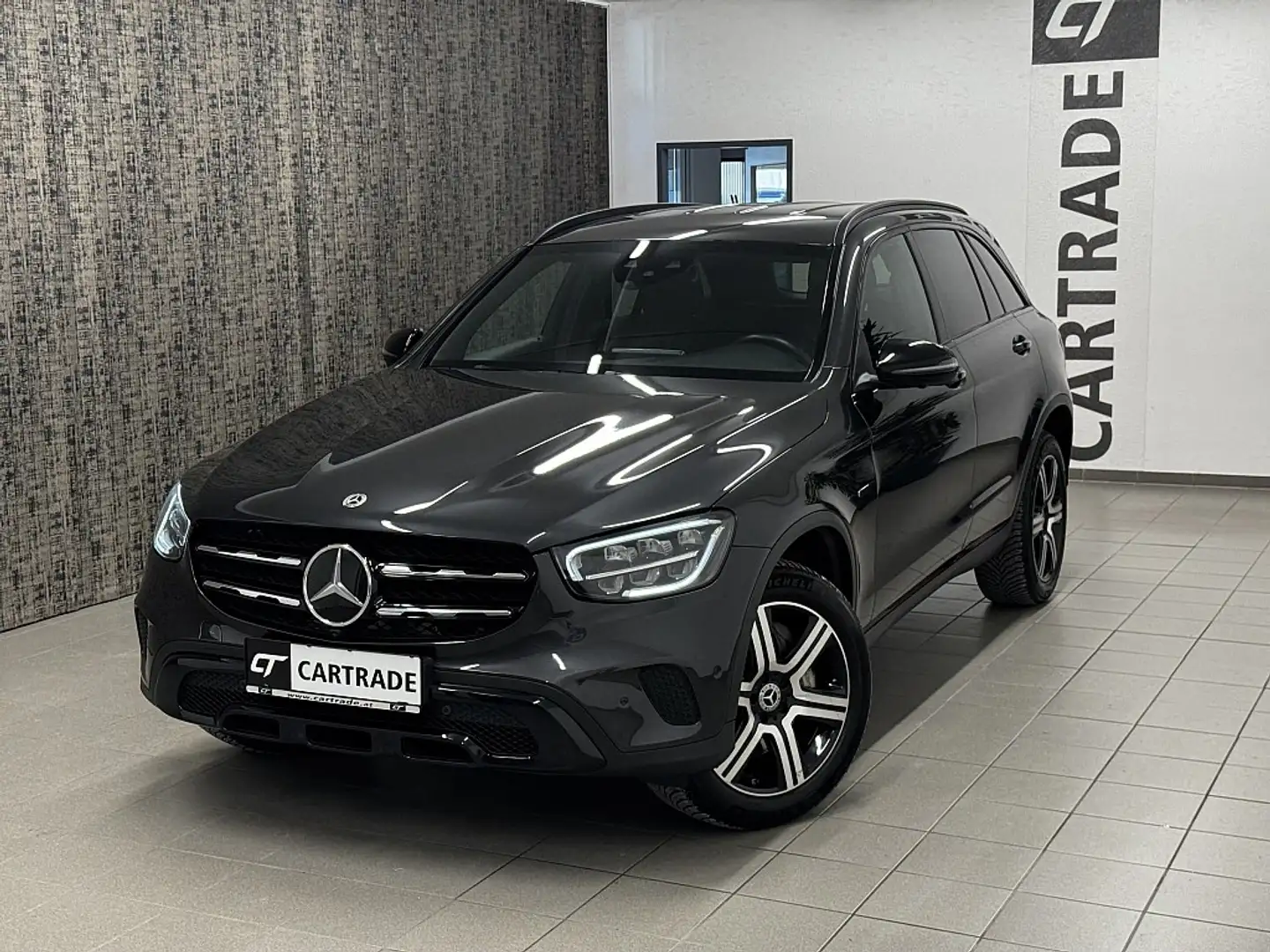 Mercedes-Benz GLC 300 e PHEV 4Matic /LED HIGH PERF. SCHEINWERFER/ VIR... Grau - 2