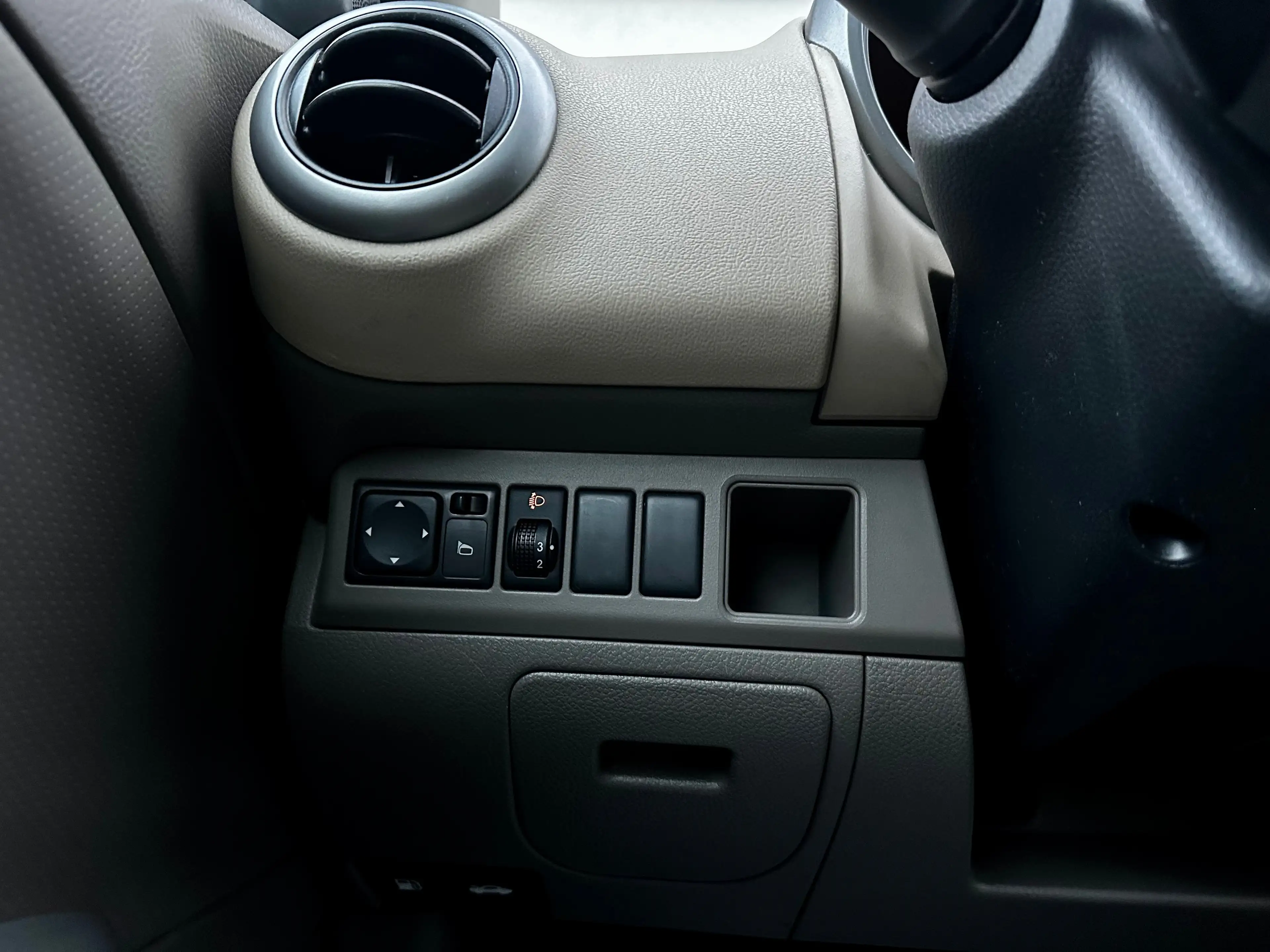 Nissan Note NISSAN NOTE 1.6 ACENTA AUTOMATIQUE — ESSENCE FAIBLE KILOMÉTRAGE — photo 12