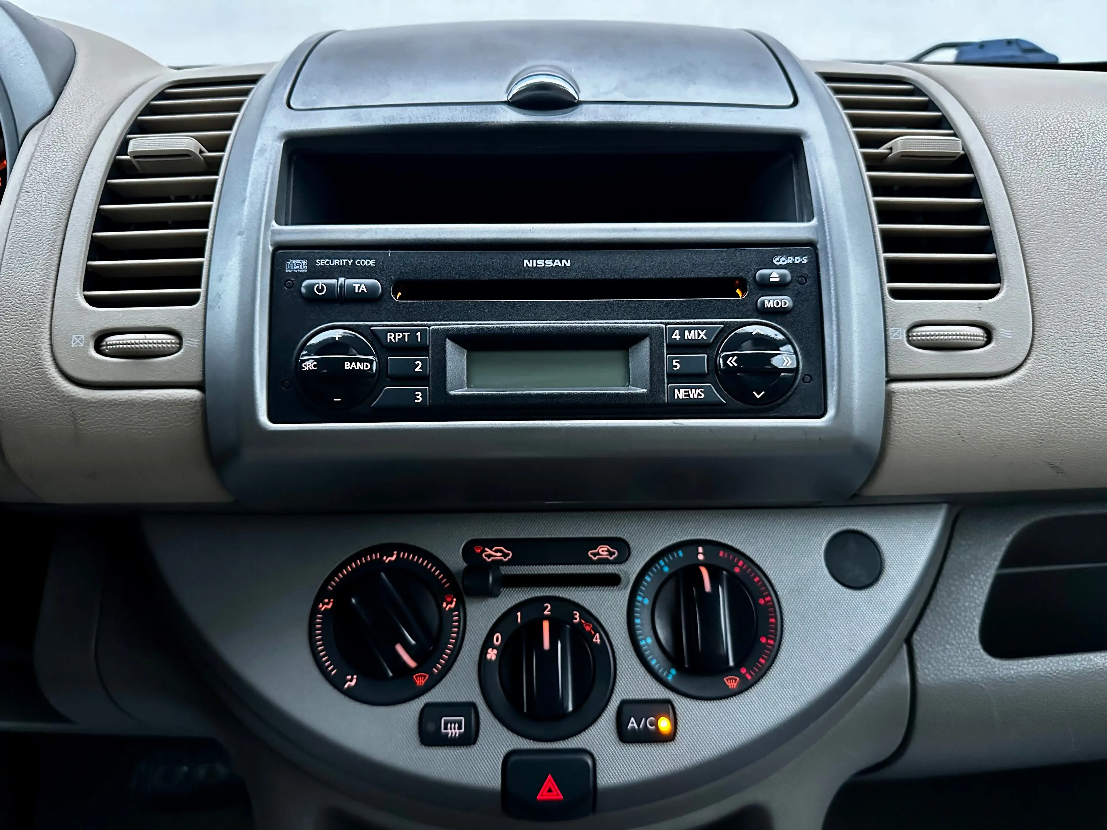 Nissan Note NISSAN NOTE 1.6 ACENTA AUTOMATIQUE — ESSENCE FAIBLE KILOMÉTRAGE — photo 7
