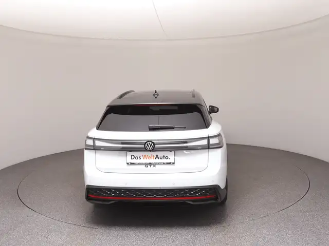 Volkswagen ID.7 view 6
