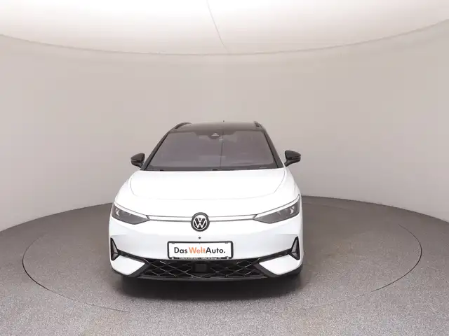 Volkswagen ID.7 view 3
