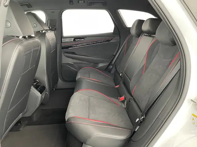 Volkswagen ID.7 view 11
