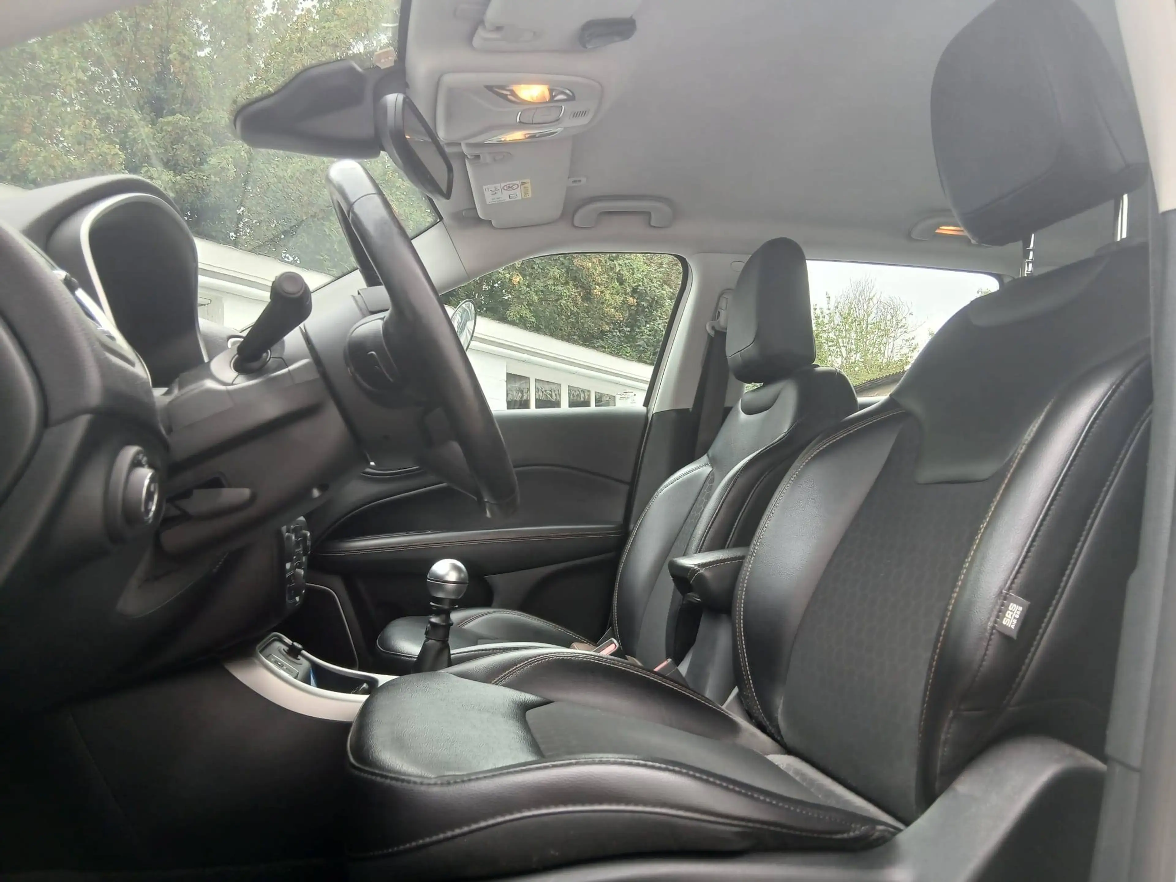 Jeep Compass Compass 1.4 Turbo 4x2 Longitude * CAMERA * AIRCO * CARPLAY * PARK SENS AV/AR * 240x60 MOIS — photo 5