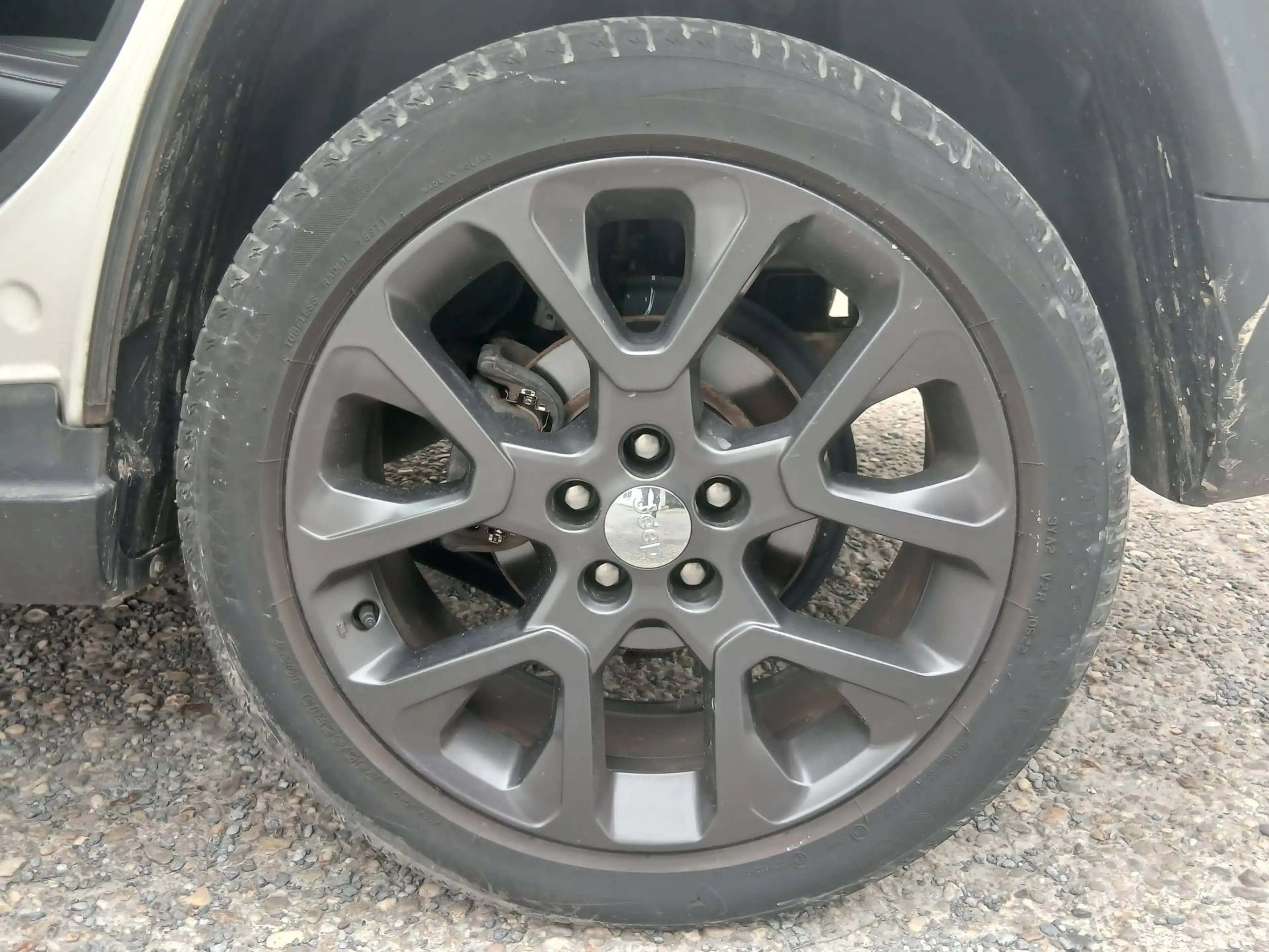 Jeep Compass Compass 1.4 Turbo 4x2 Longitude * CAMERA * AIRCO * CARPLAY * PARK SENS AV/AR * 240x60 MOIS — photo 15