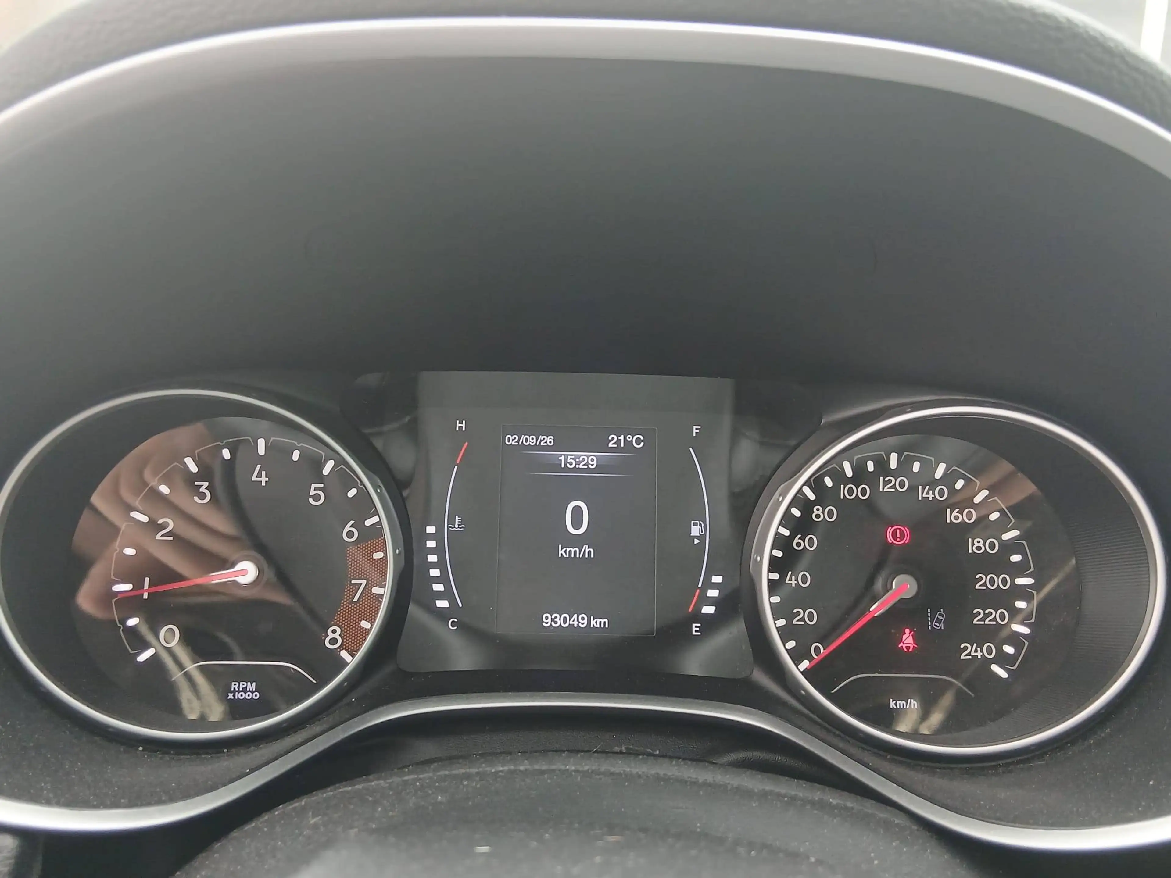 Jeep Compass Compass 1.4 Turbo 4x2 Longitude * CAMERA * AIRCO * CARPLAY * PARK SENS AV/AR * 240x60 MOIS — photo 10