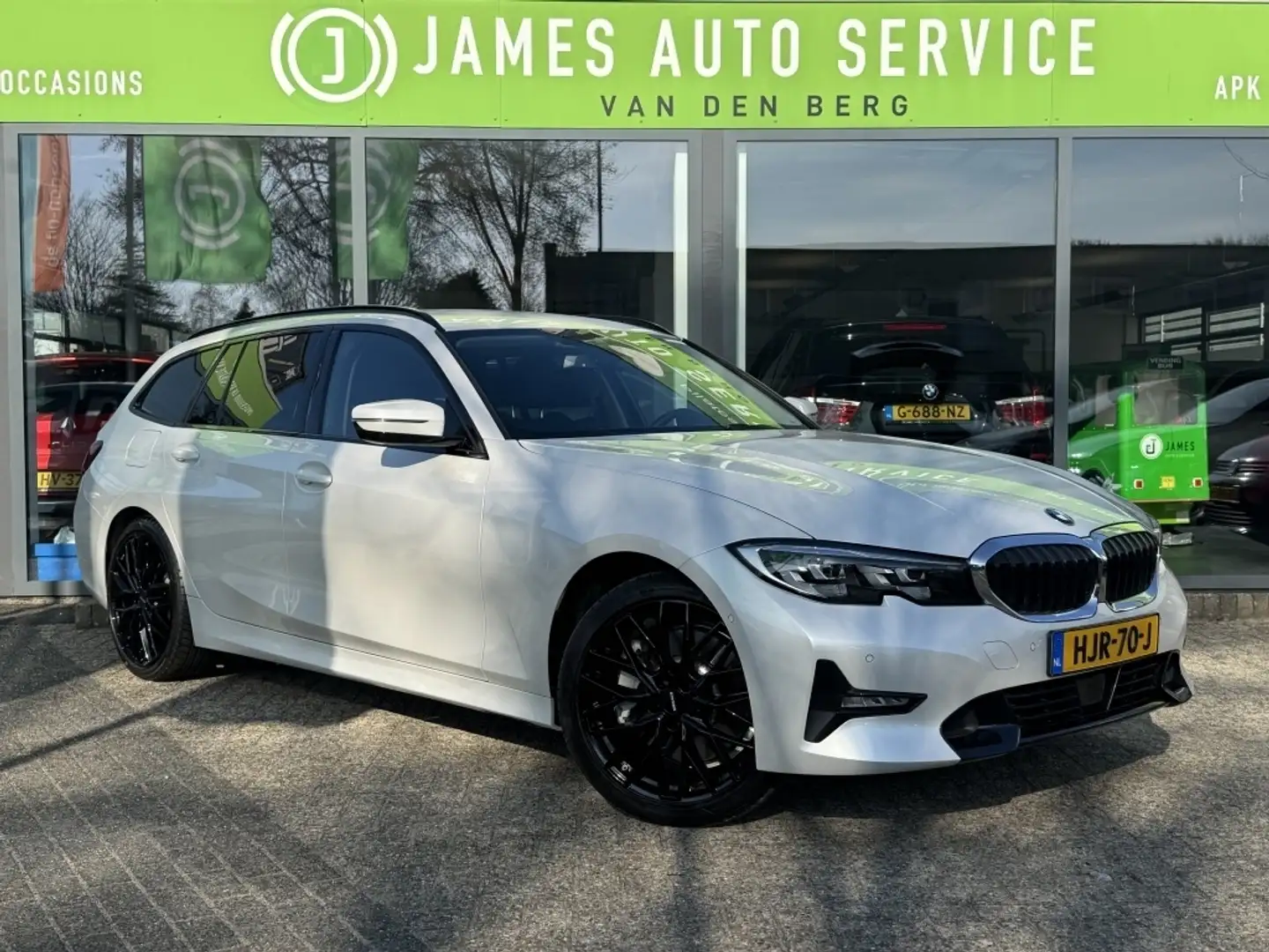 BMW 330 3-serie Touring 330e Bns Ed.P Wit - 2