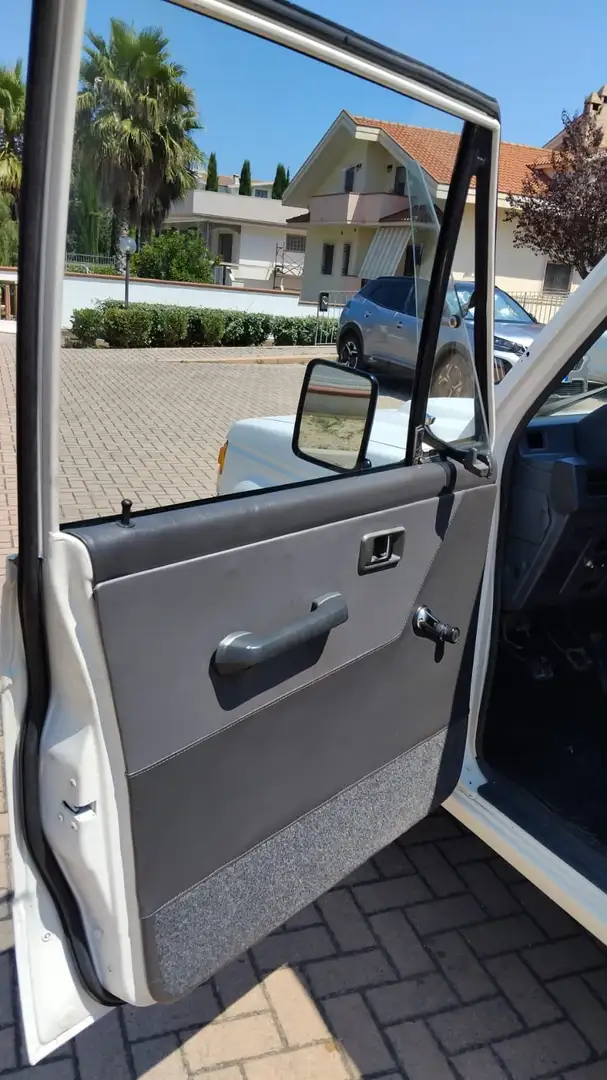 Mitsubishi Pajero Pajero Metal Top 2.4 td Білий - 1