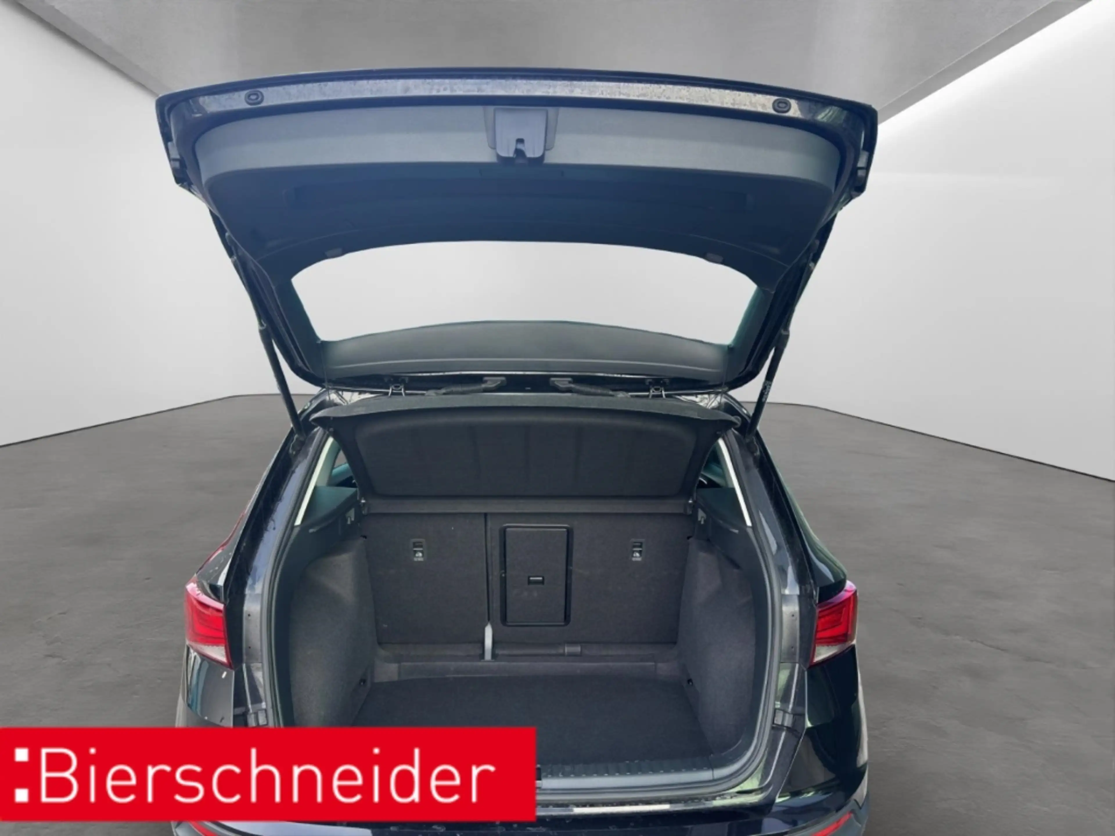 SEAT Ateca 1.0 TSI Style LED NAVI ACC SIDEASS PARKASS SHZ KEY — photo 6